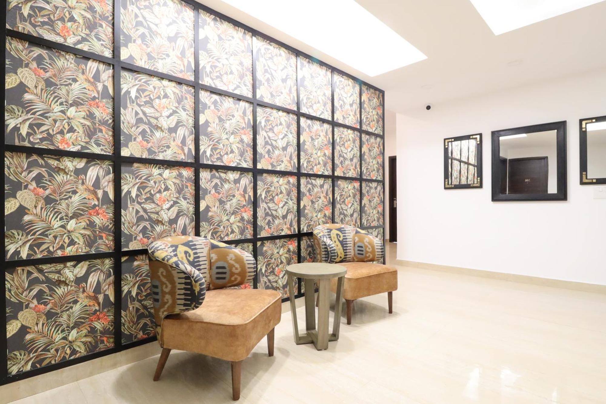 Hotel Ahuja Residency Centre Gurgaon