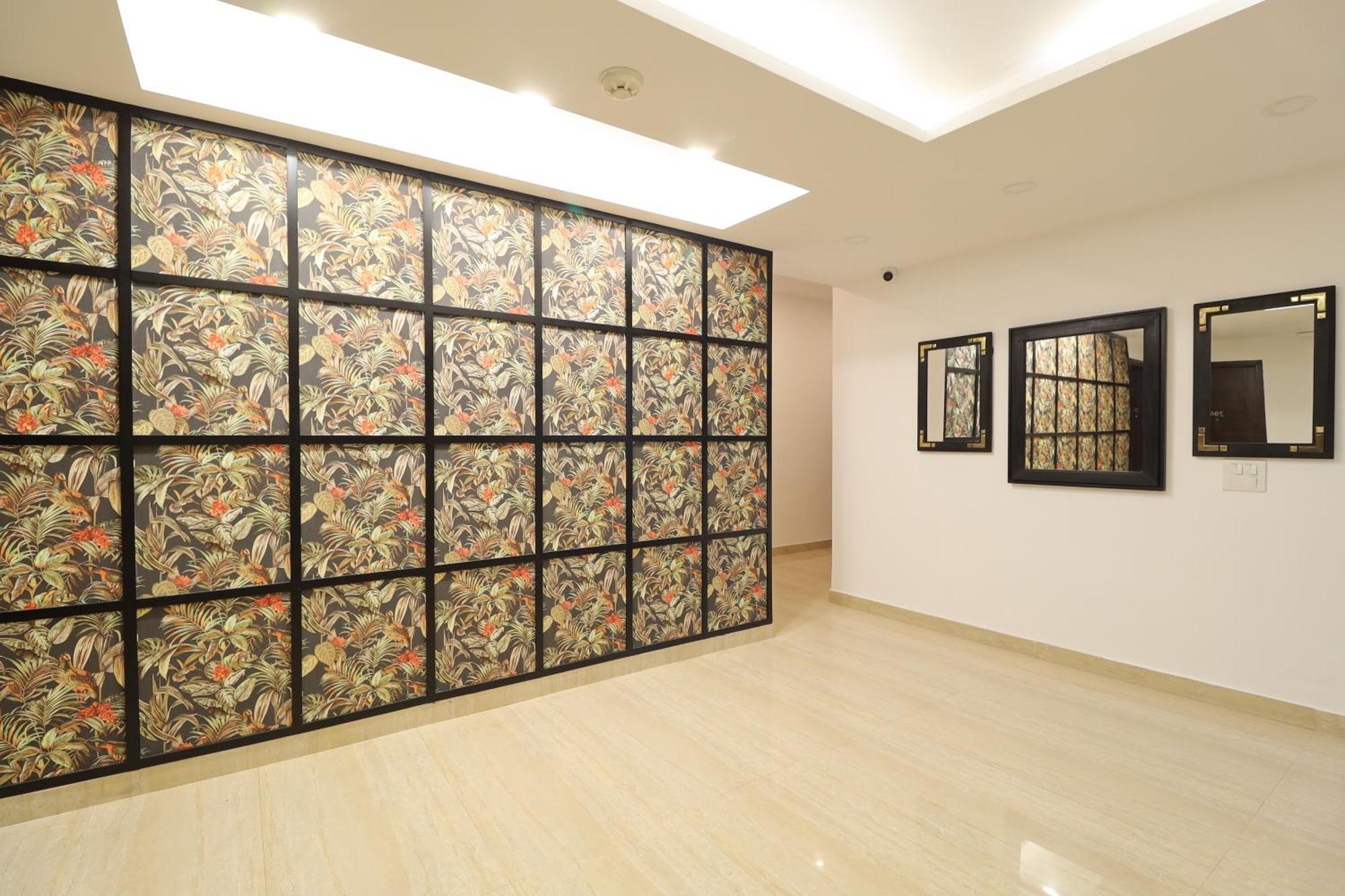 Hotel Ahuja Residency Centre Gurgaon