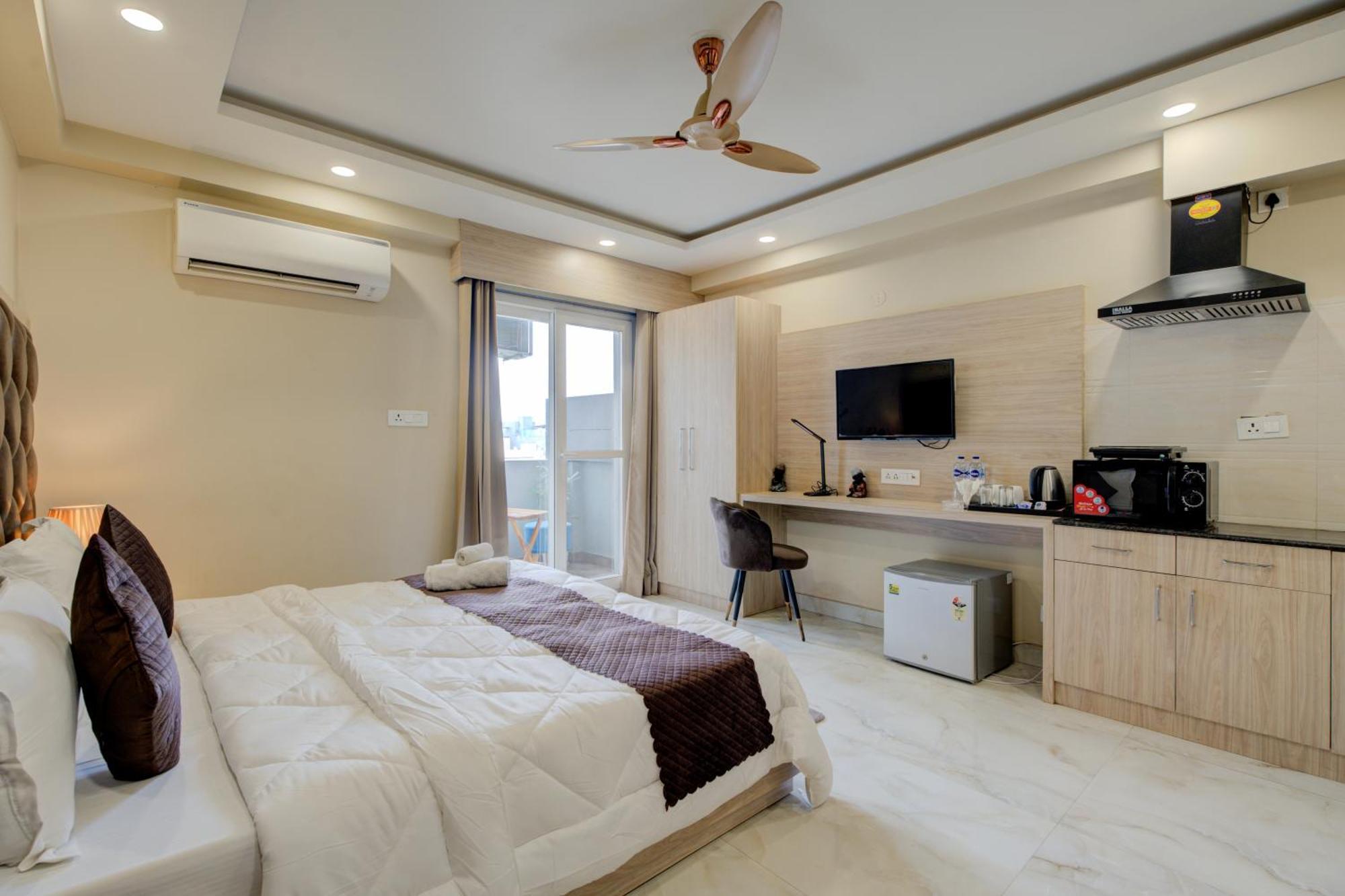 The Paras Serviced Apartment