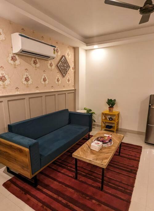 Rio - - 1bhk, Balcony, Free Parking& W-fi * Gurgaon