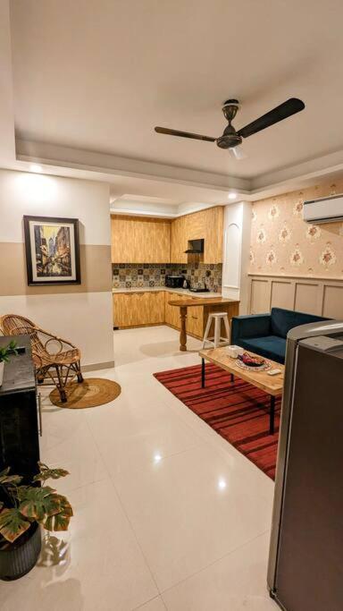 Rio - - 1bhk, Balcony, Free Parking& W-fi Gurgaon