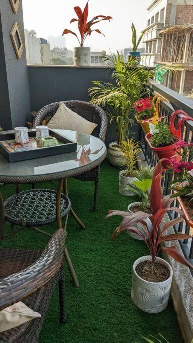 Rumana - 1bhk, 2 Balconies, Free Parking & Wi-fi Apartment *