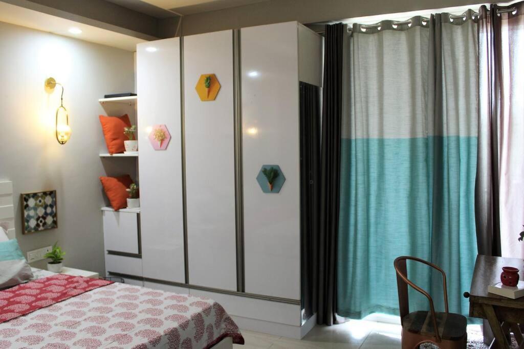 Zaniah - 1bhk, 2 Balconies, Free Parking & Wi-fi *