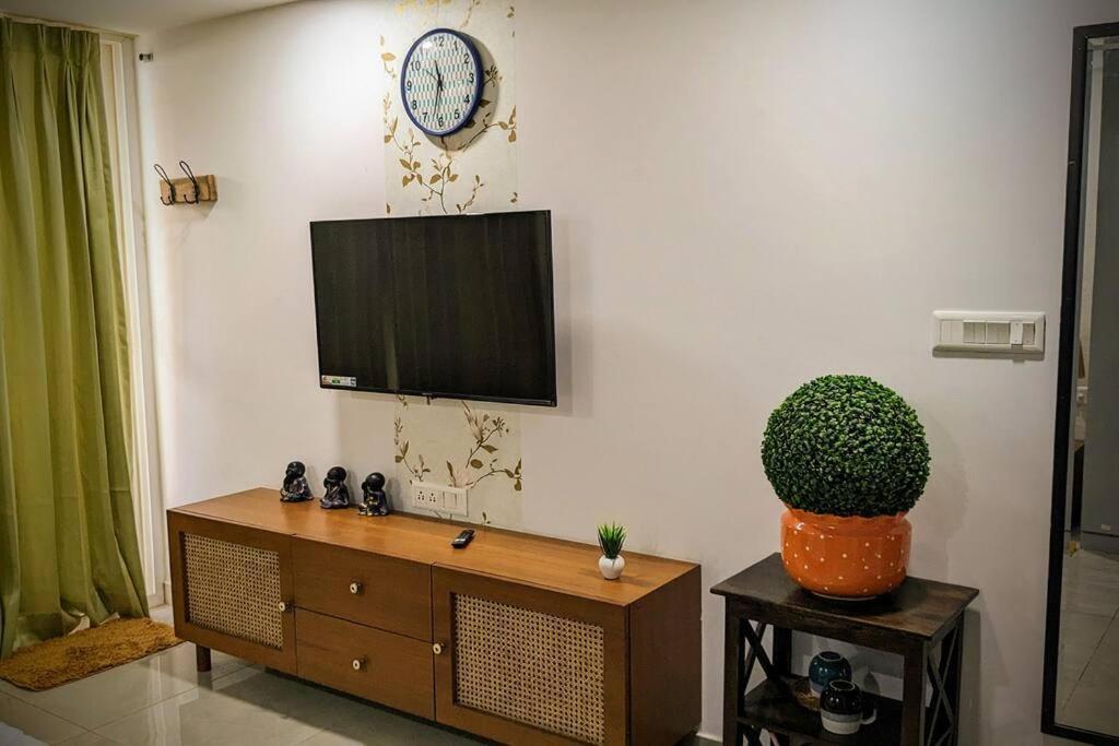 Apartment Yukta - Cozy Nest Studio, Free Parking & Wifi *