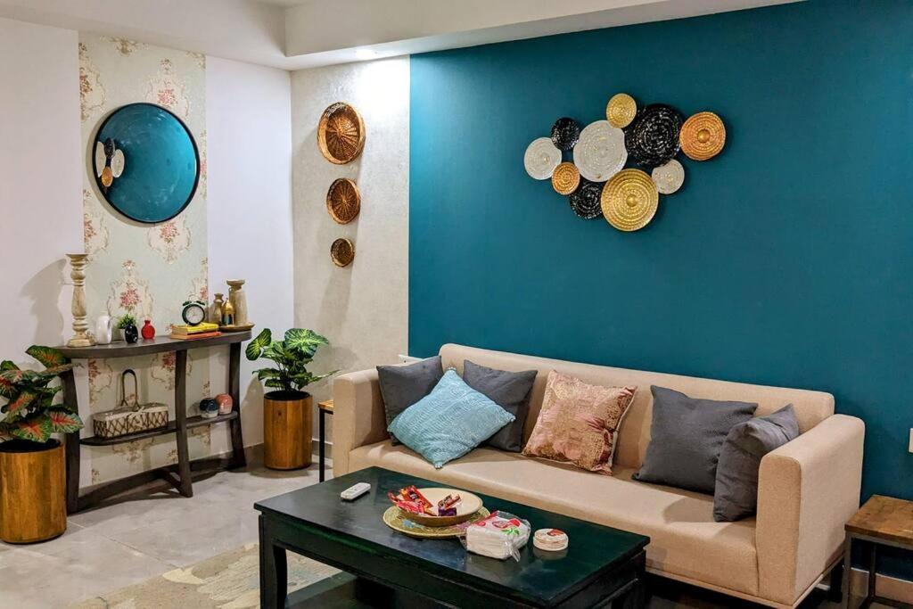 Yukta - Cozy Nest Studio, Free Parking & Wifi * Gurgaon