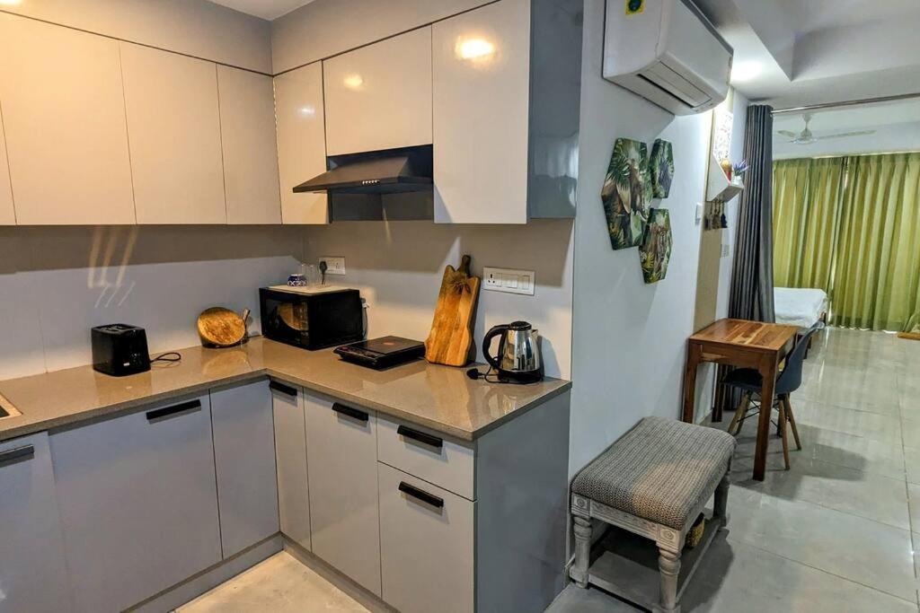 Yukta - Cozy Nest Studio, Free Parking & Wifi *