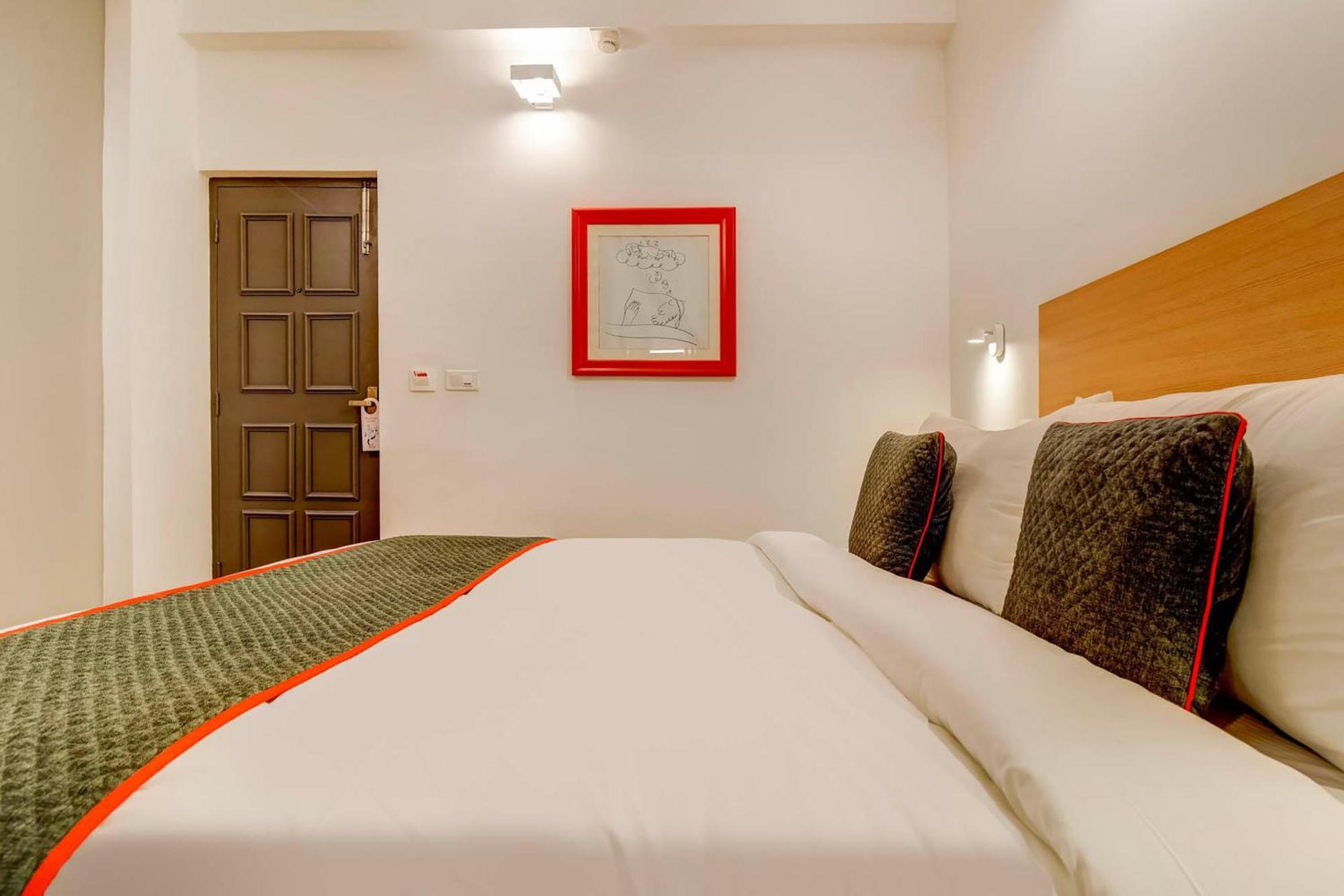 Collection O Singha Chowk Hotel