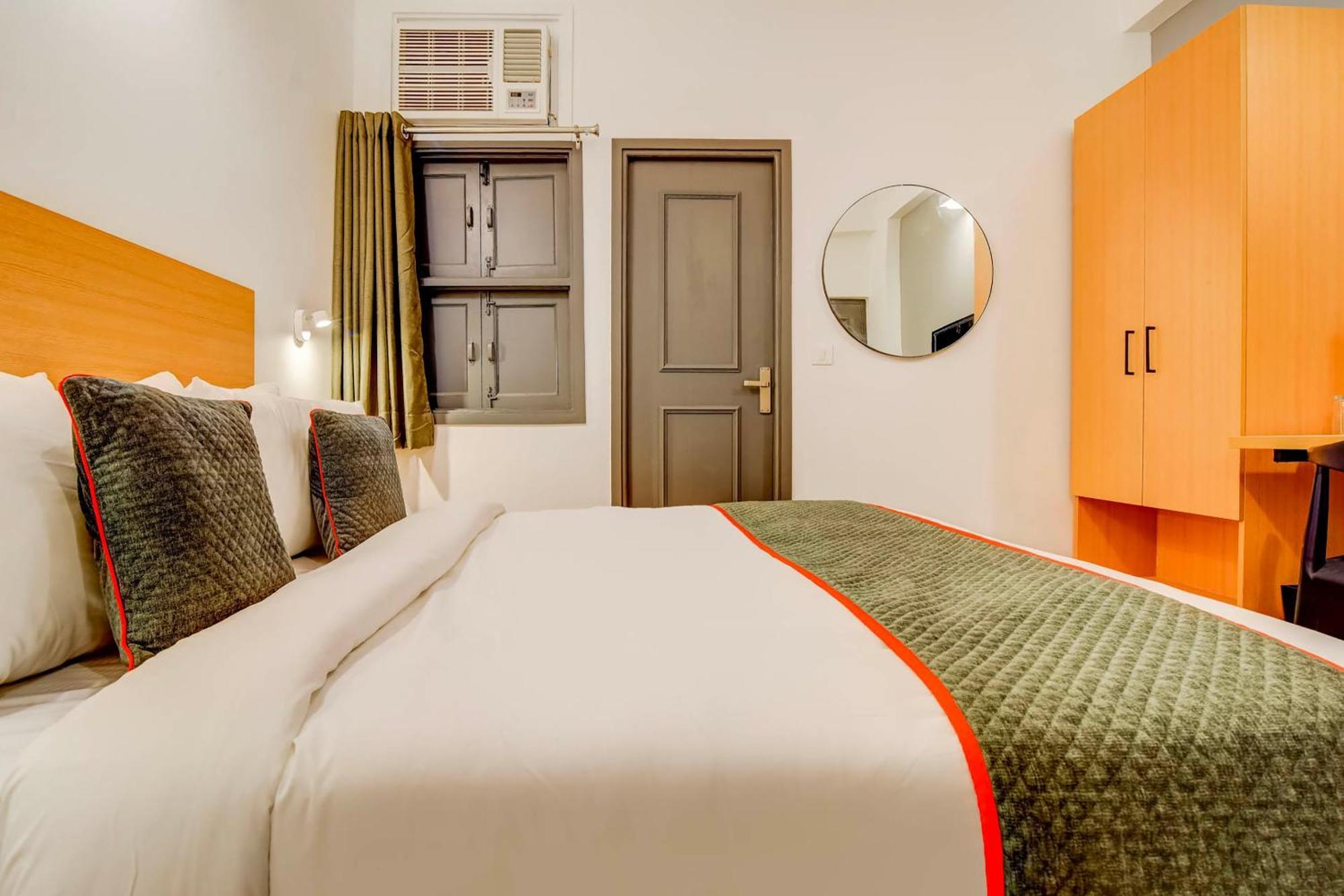 Collection O Singha Chowk Hotel