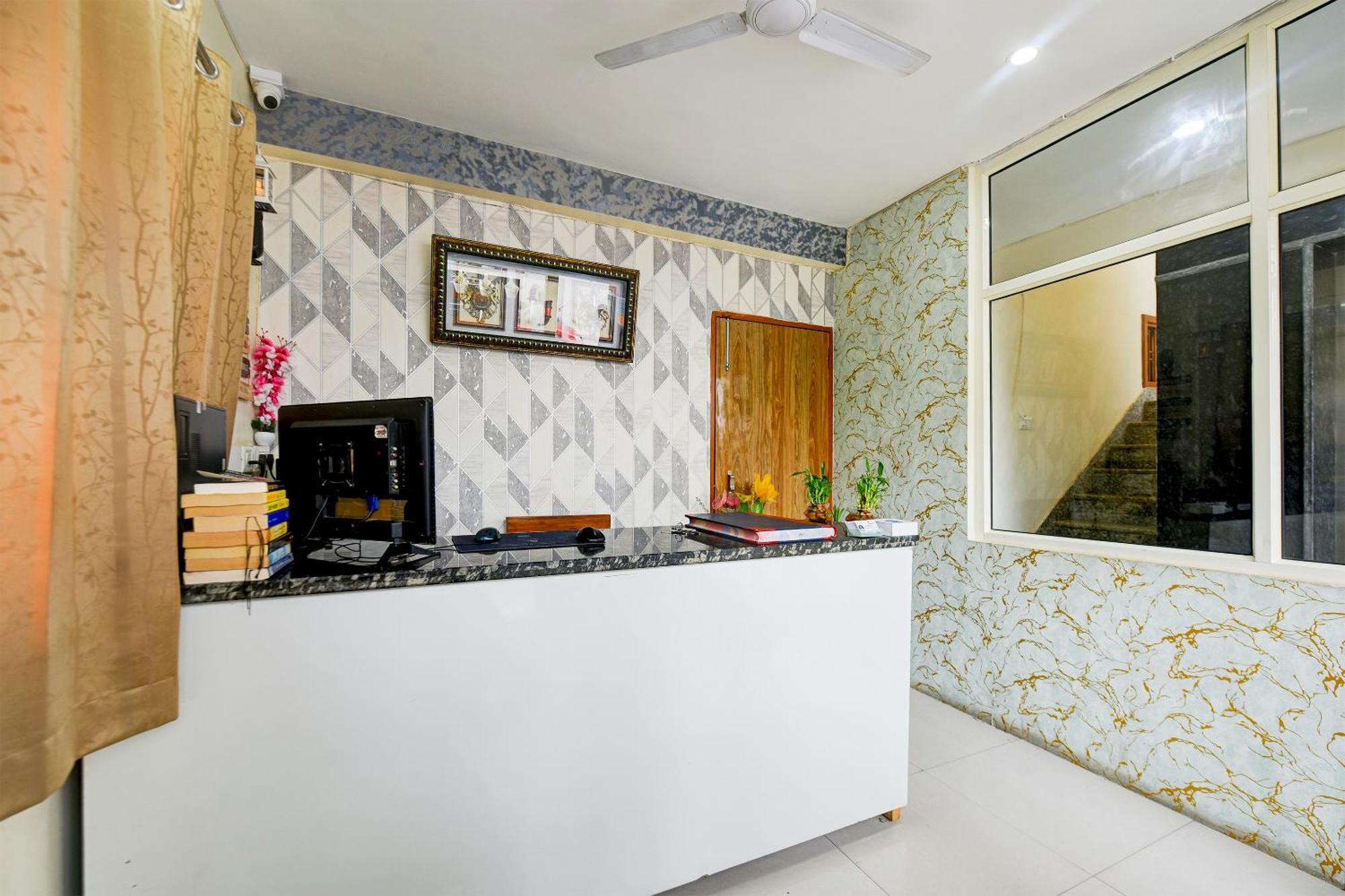 Marina Heritage & Artemis Hospital Guest house Gurgaon