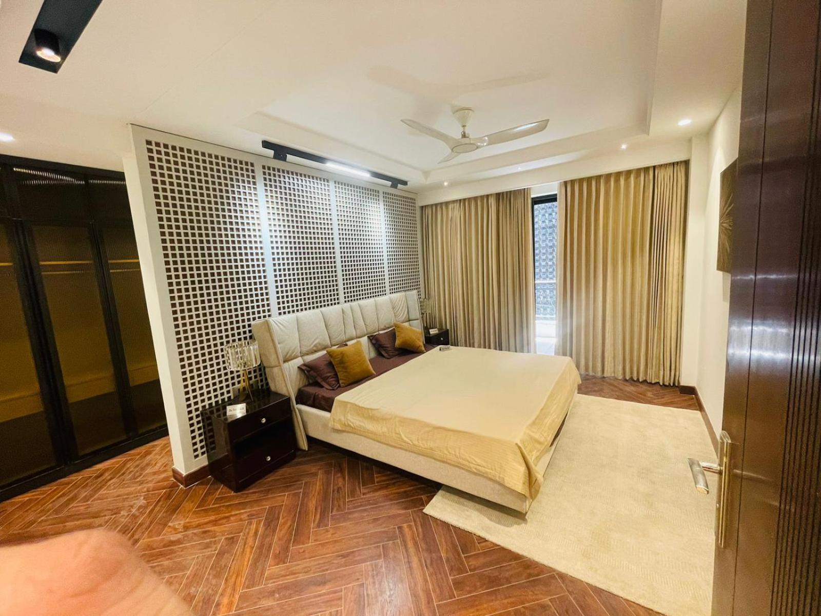 Maharaja Farms 3* Gurgaon