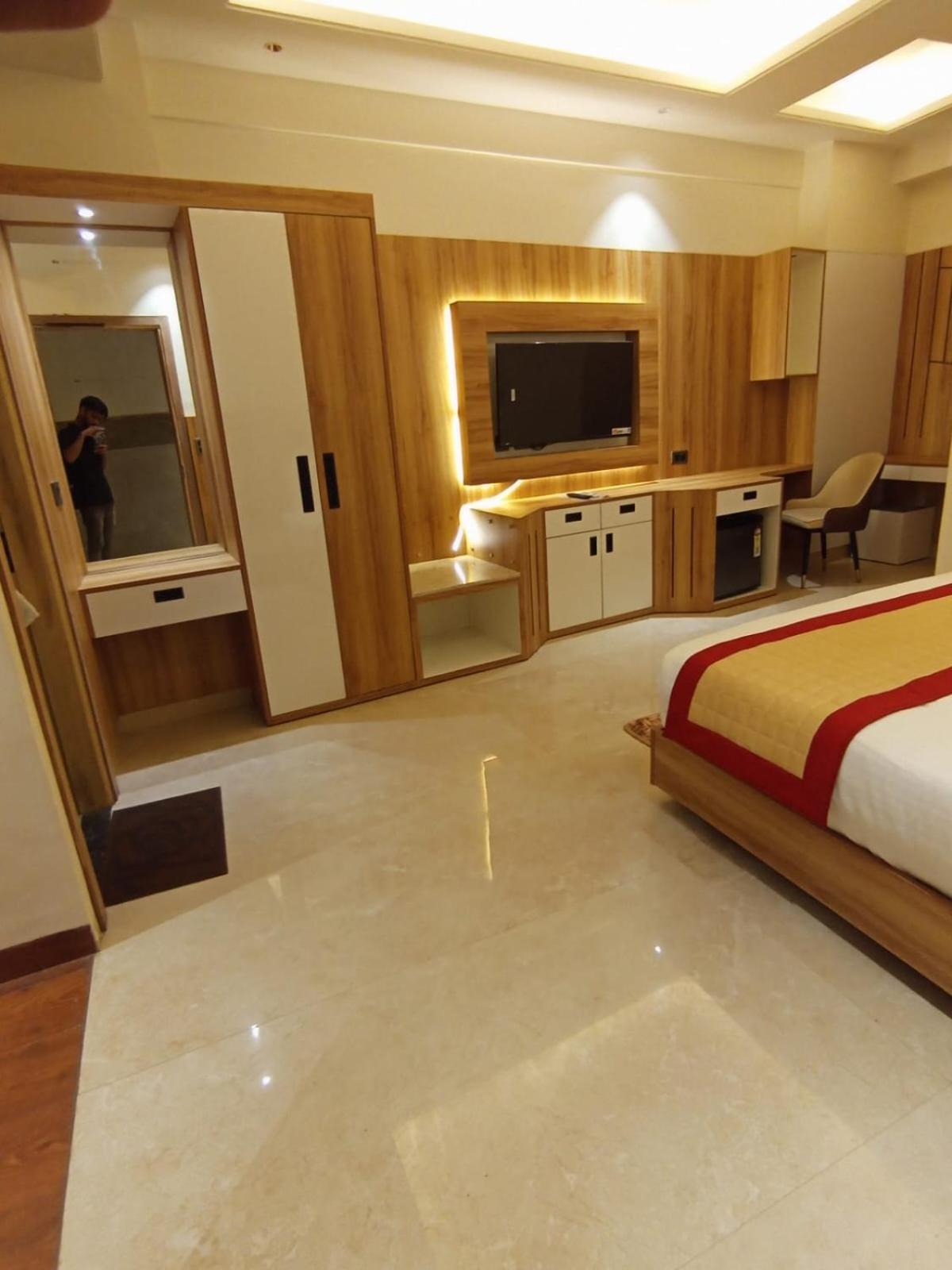 Hotel Masaga By Qcent, Gurugram 4*