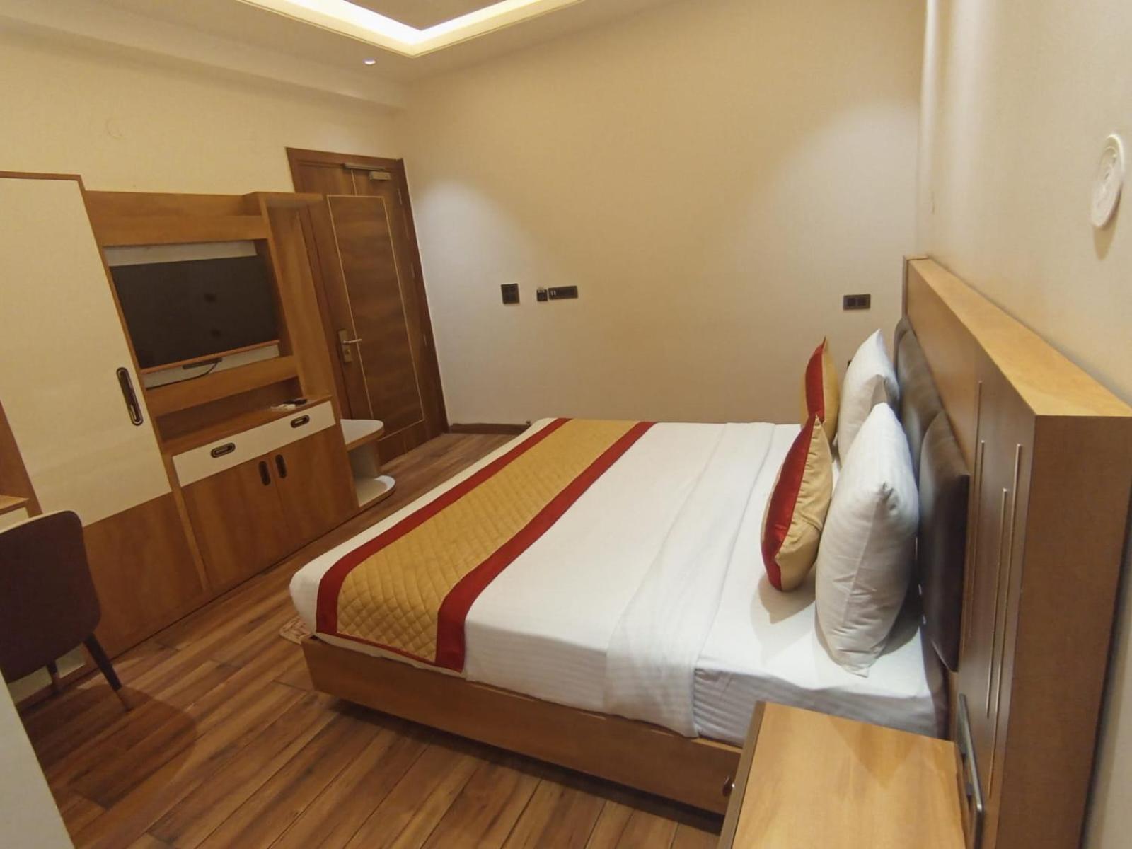 Masaga By Qcent, Gurugram Hotel