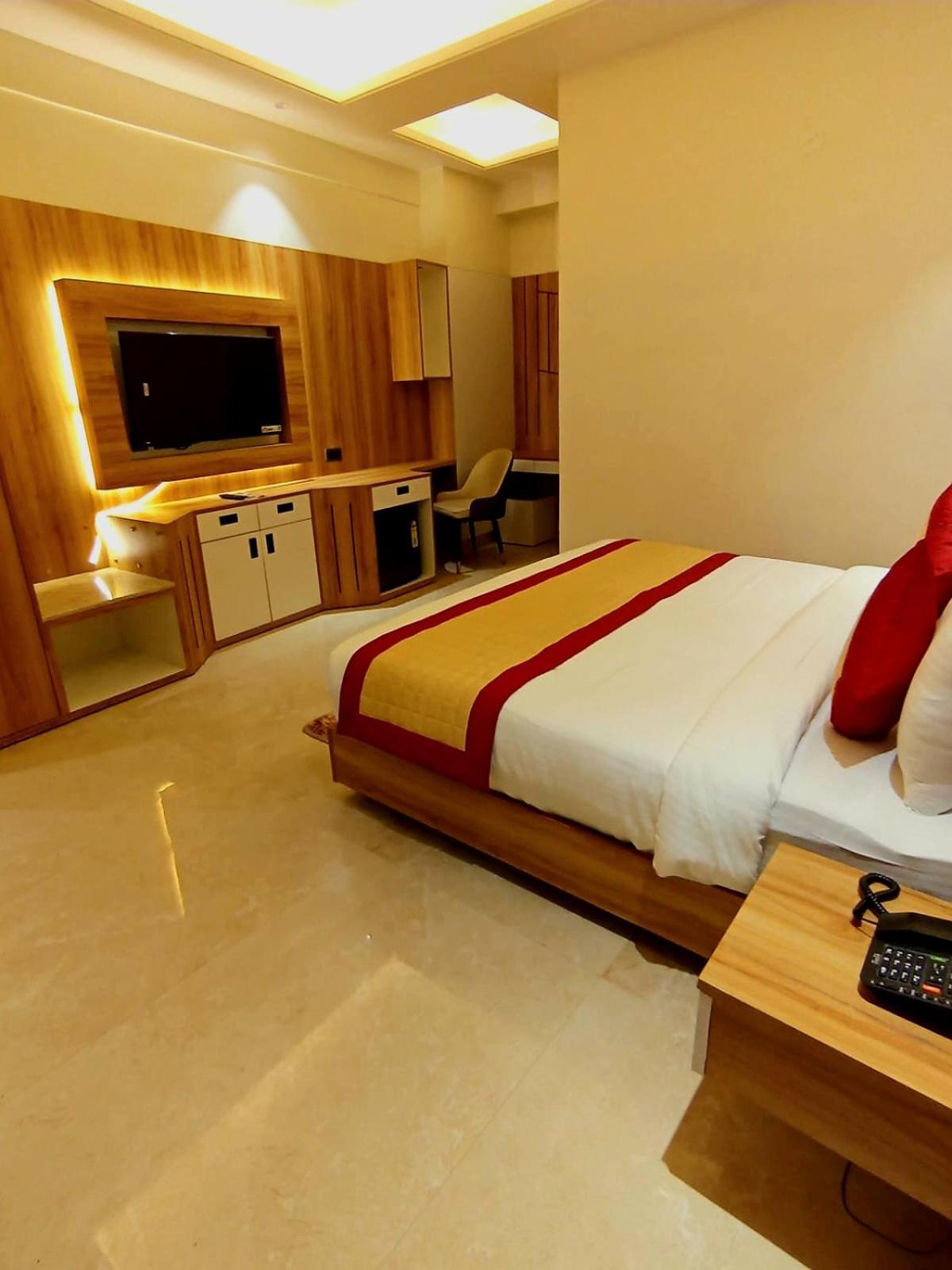 Masaga By Qcent, Gurugram Hotel 4*
