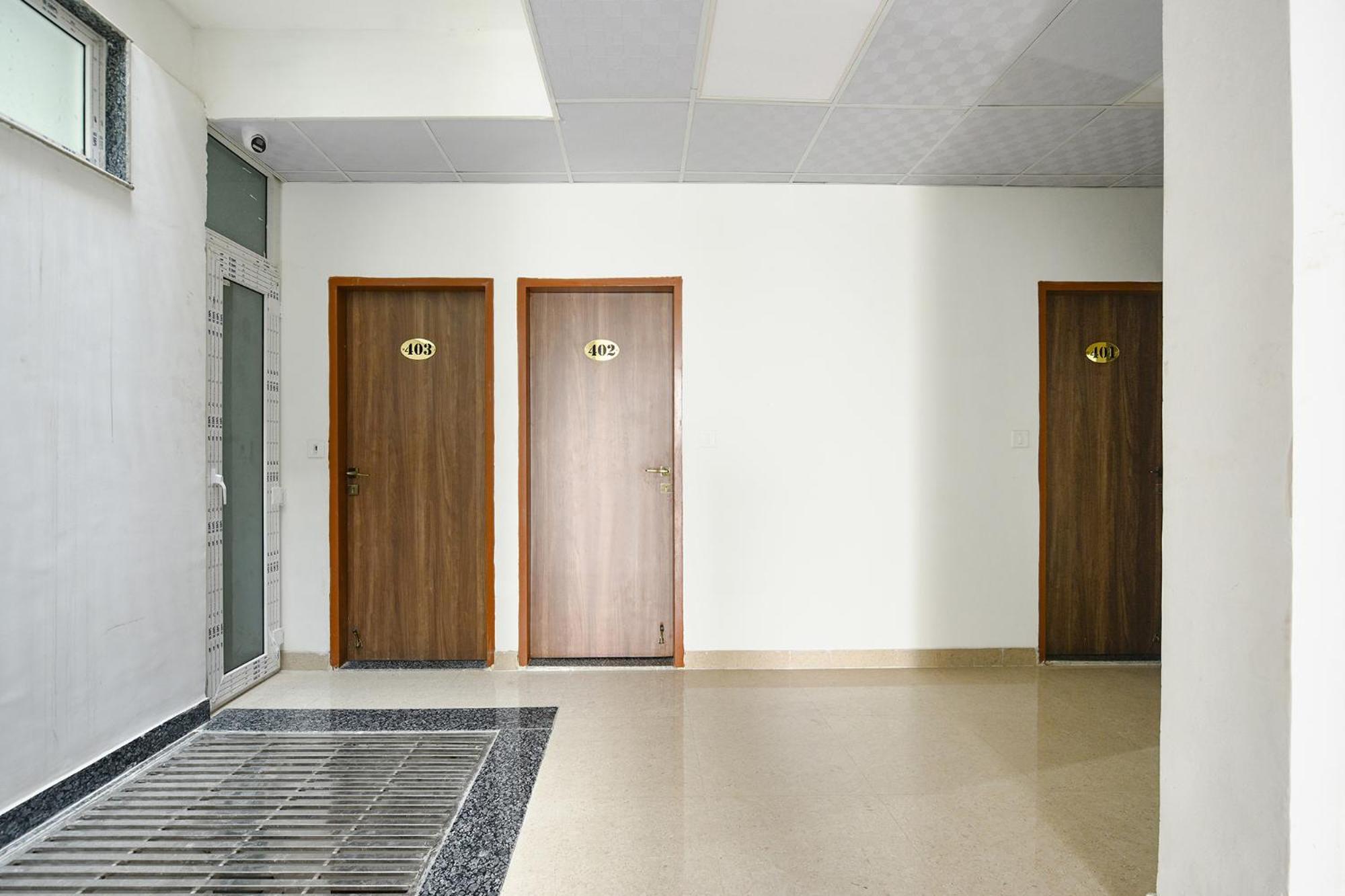 Hotel Fabhotel K2 Residency Gurgaon