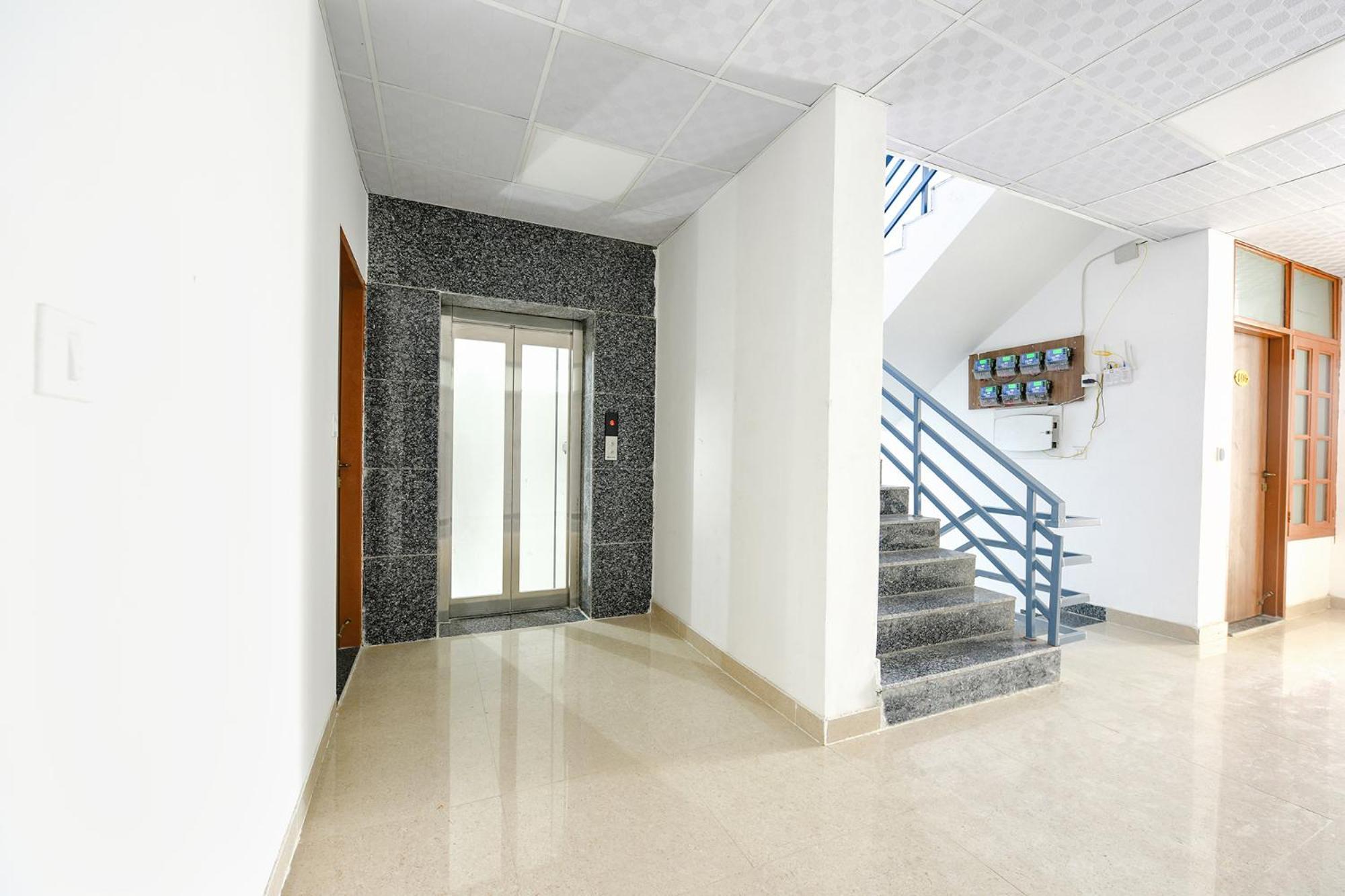 Hotel Fabhotel K2 Residency Gurgaon