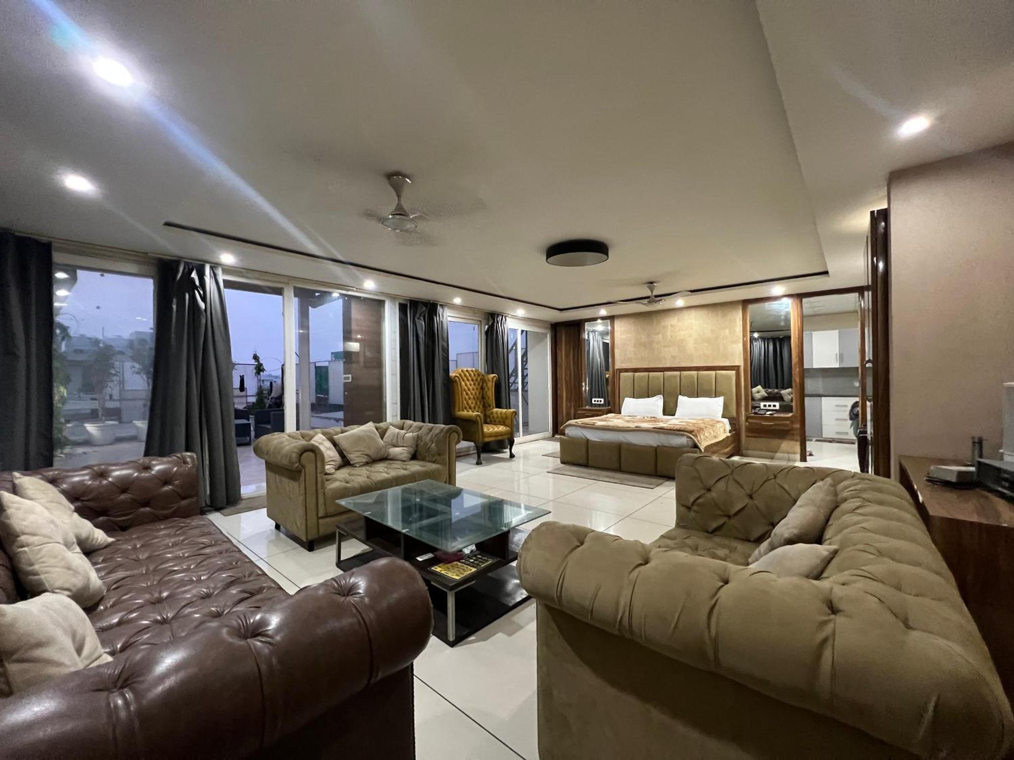 Private Suite, And Terrace * Gurgaon
