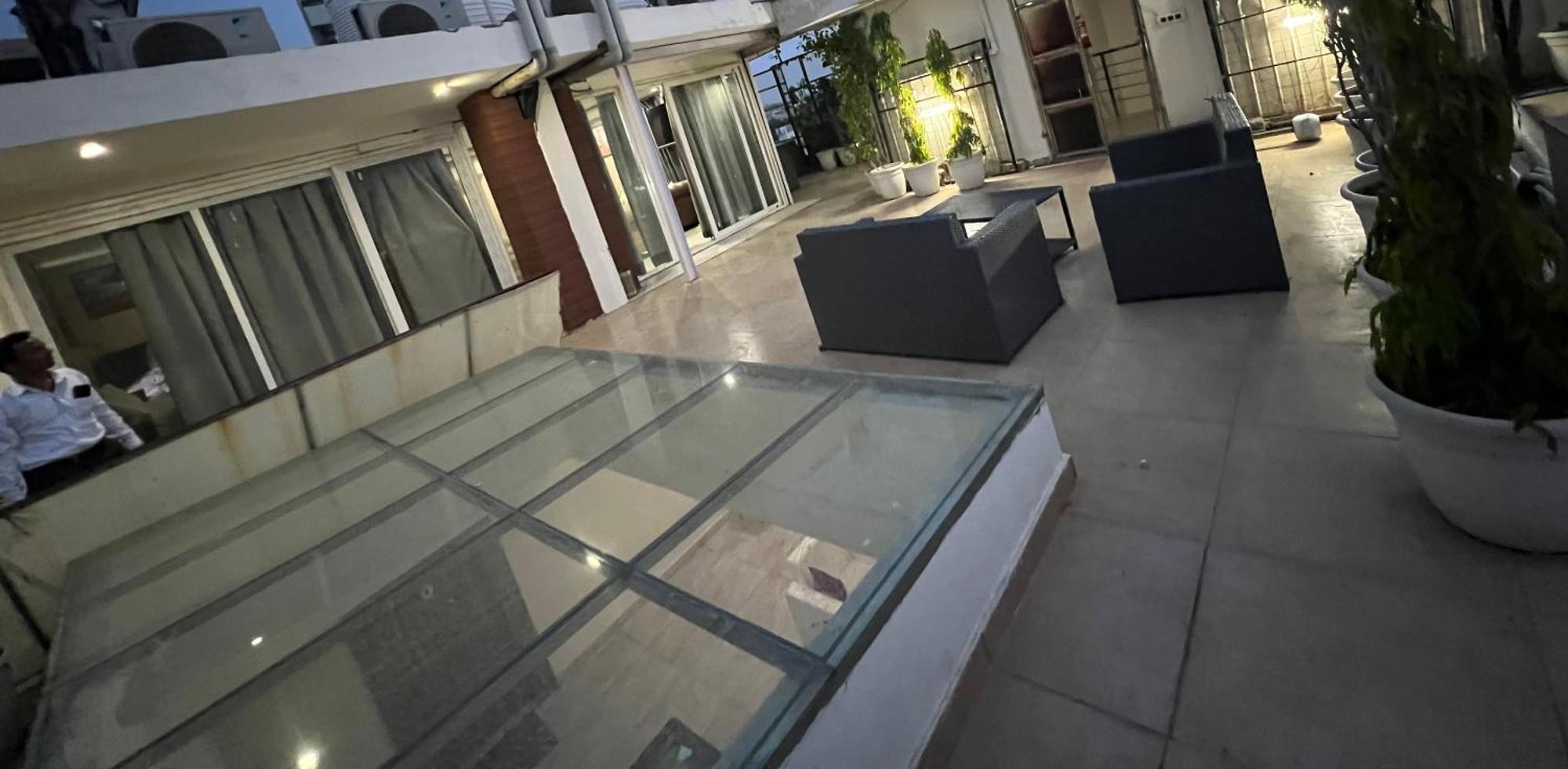 Apartment Private Suite, And Terrace