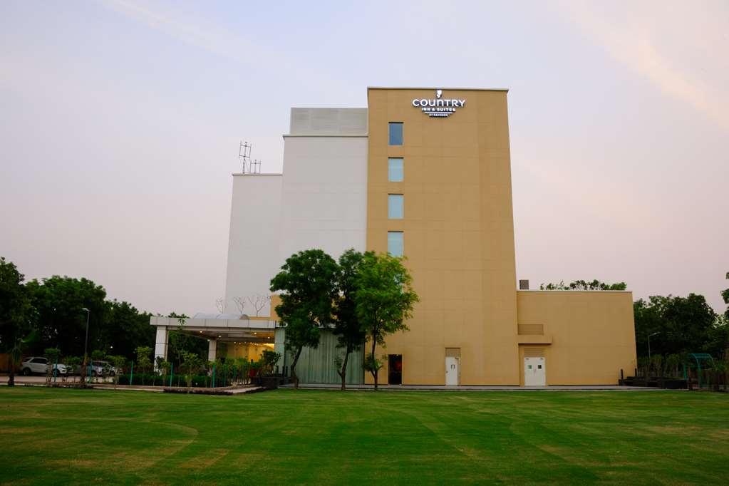 Hotel Country & By Radisson, Gurugram Sohna R Gurgaon