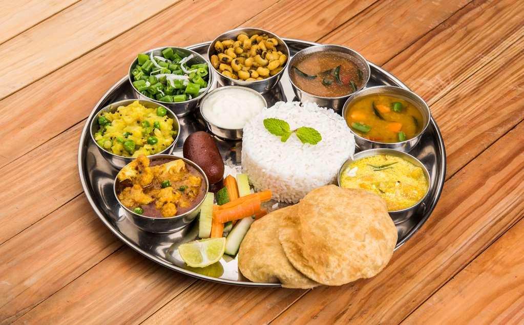 Country & By Radisson, Gurugram Sohna R 4*