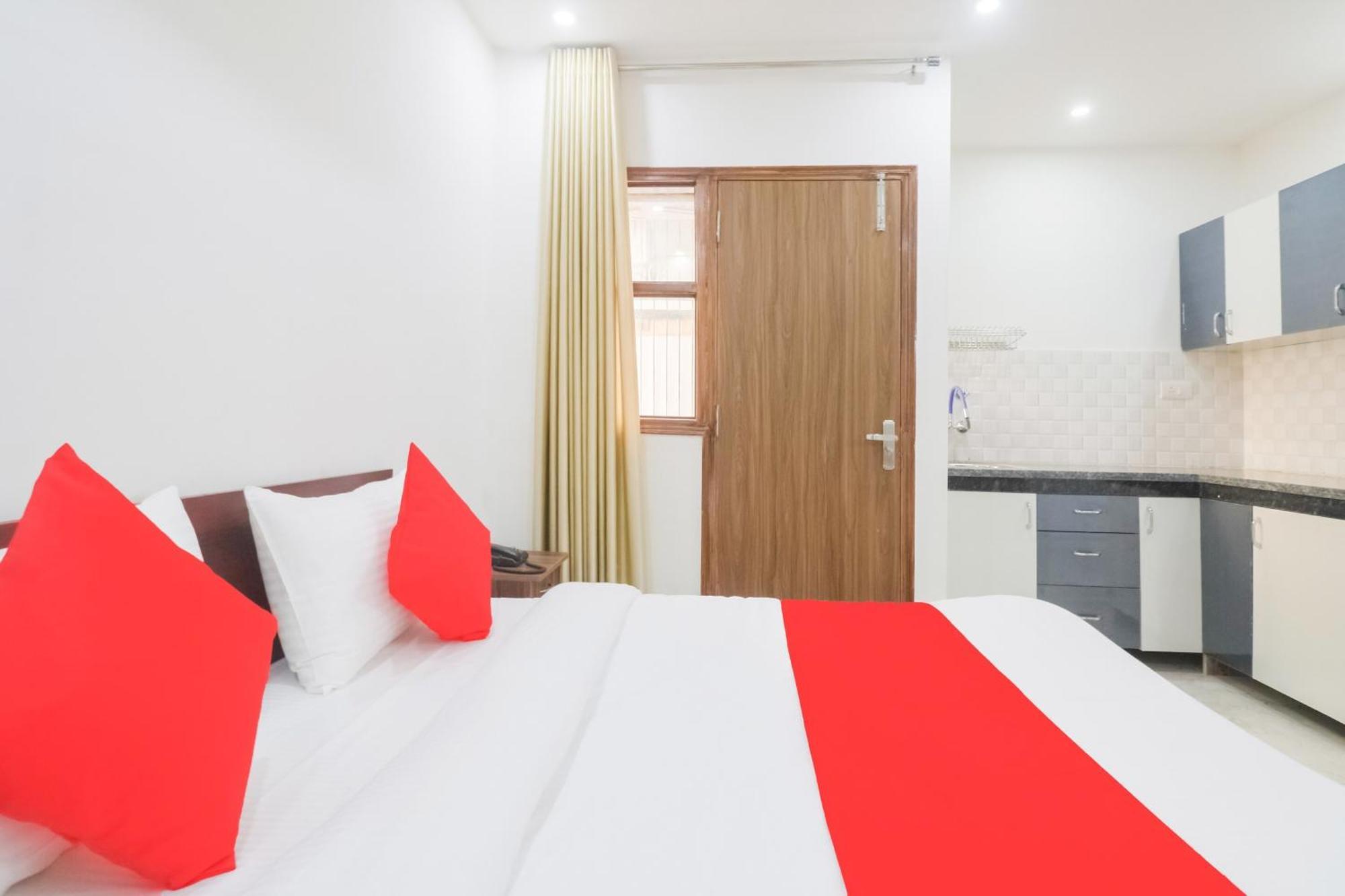 Hotel O Host Hub Gurgaon