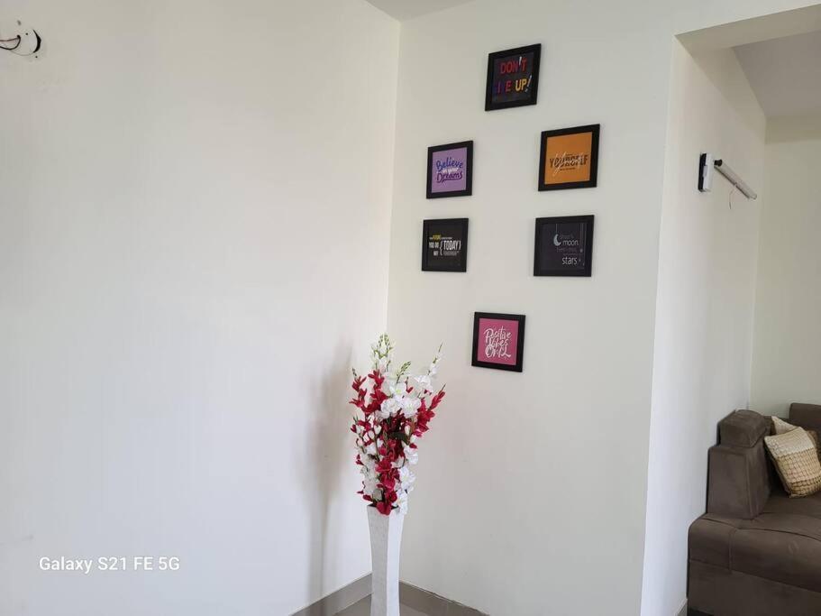 Bnbbuddy Modern Party In Apartment *