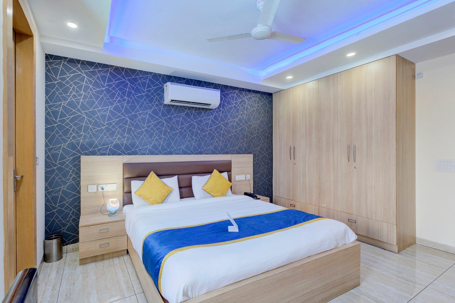 Hotel Blueneck Sec 47 Near Medanta -the Medicity' Gurugram Gurgaon