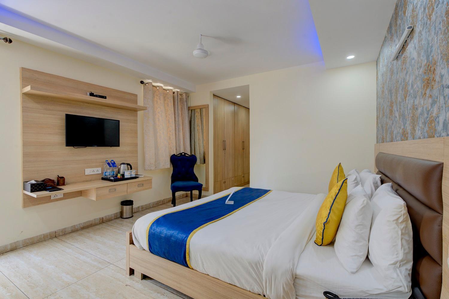 Blueneck Sec 47 Near Medanta -the Medicity' Gurugram Hotel