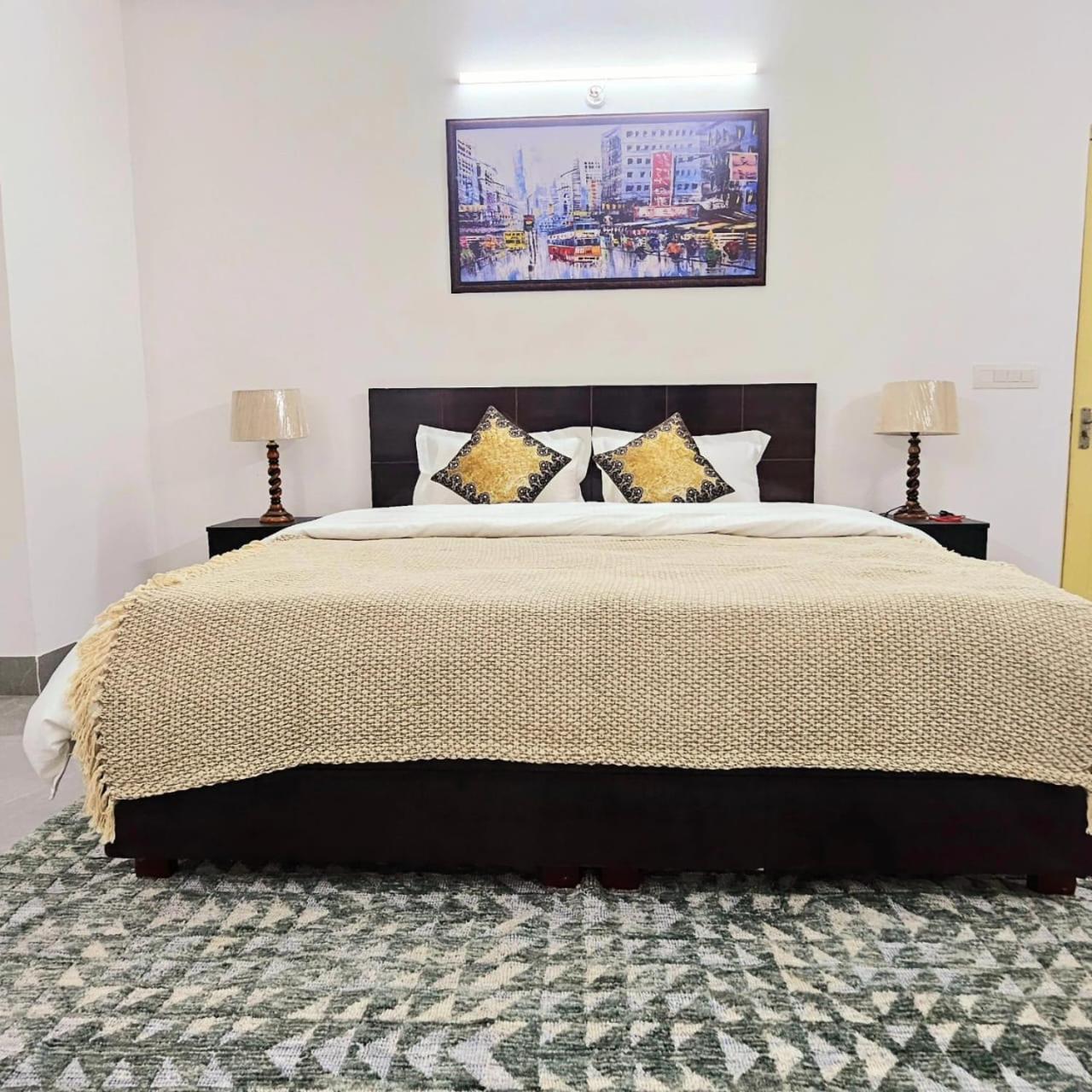 Lux Studio By Epic 3* Gurgaon