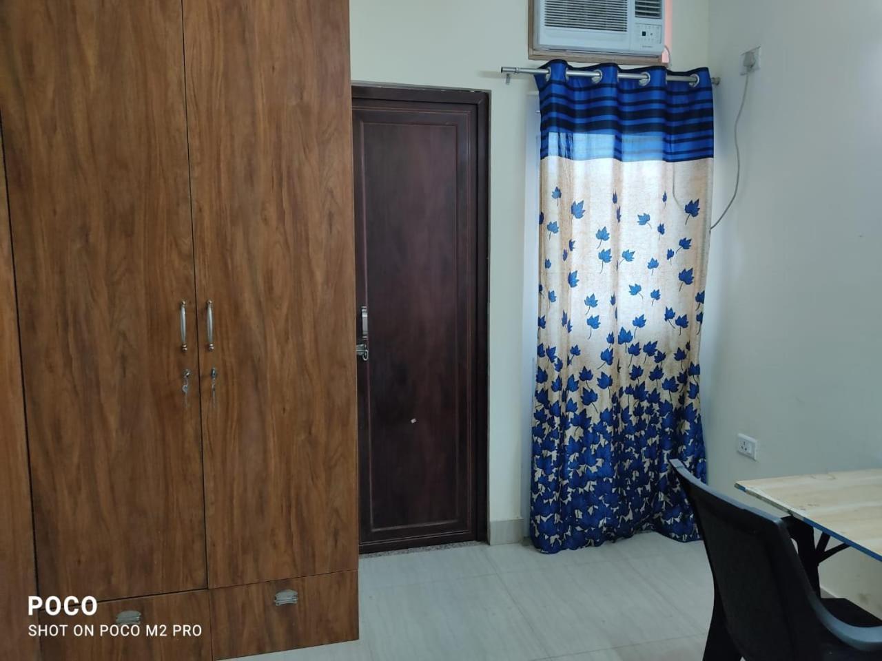 White House -mg Road, Gurugram Hostel Gurgaon