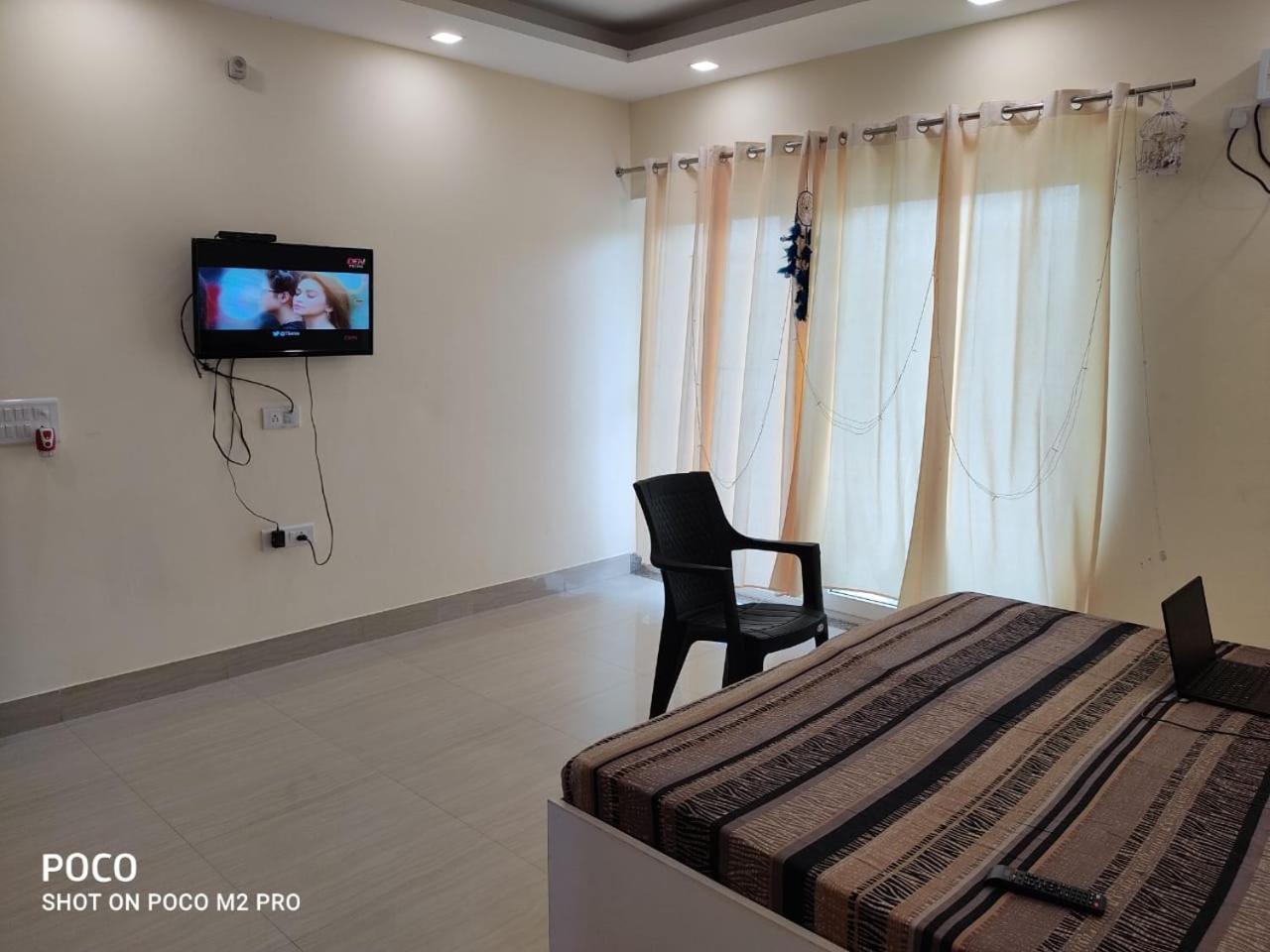White House -mg Road, Gurugram