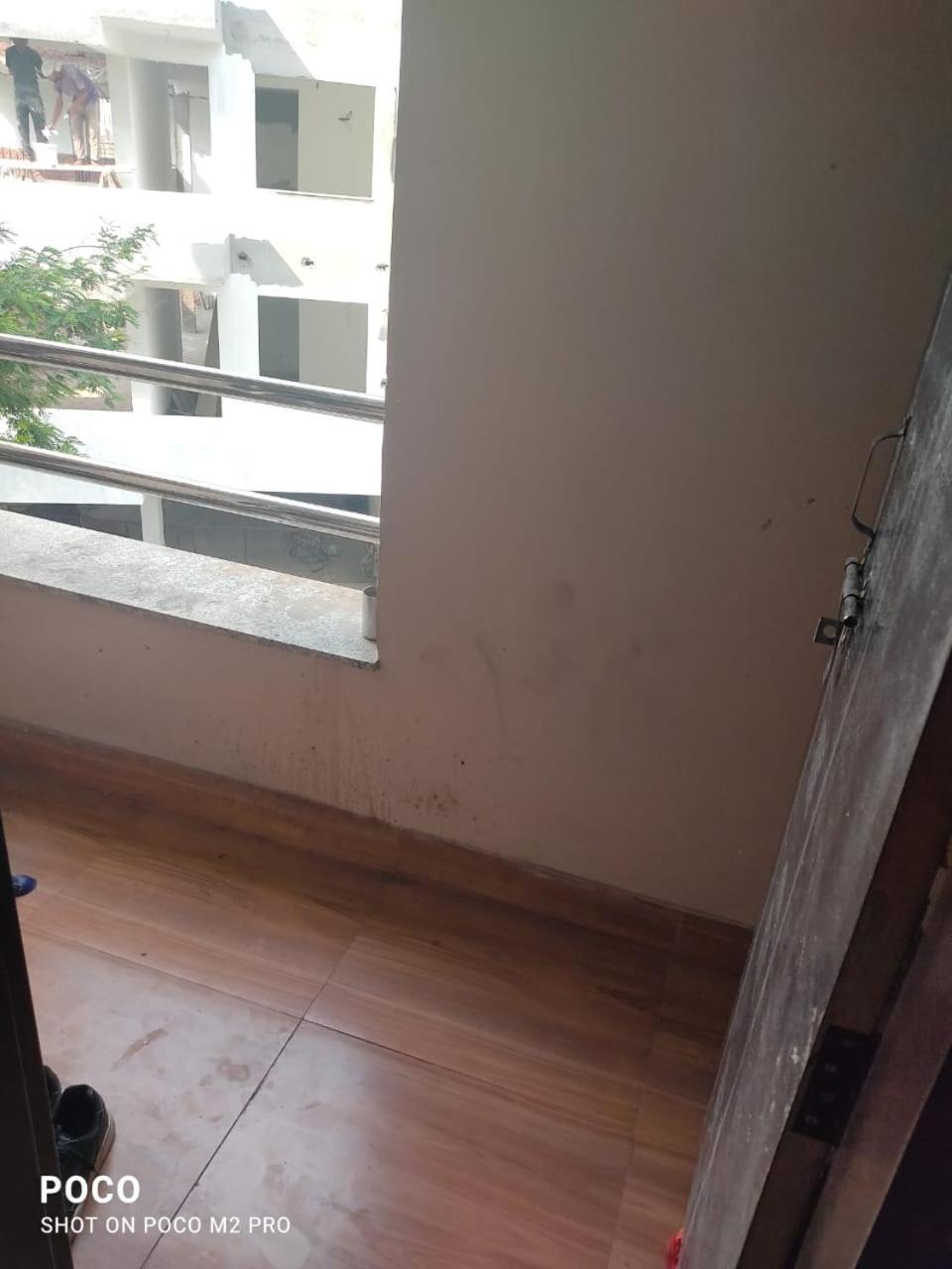 White House -mg Road, Gurugram Hostel Gurgaon