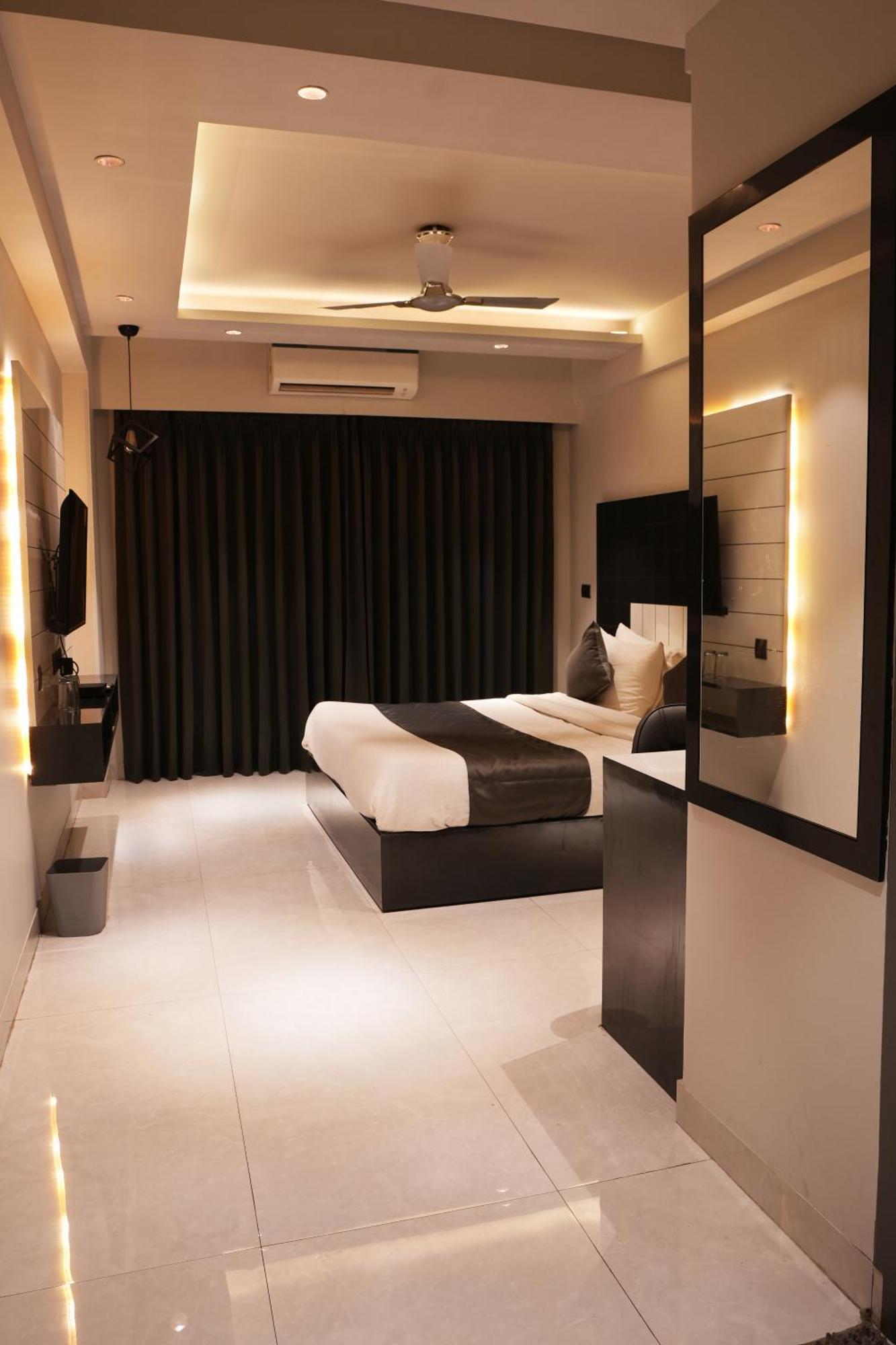 Metro Hotel 3*