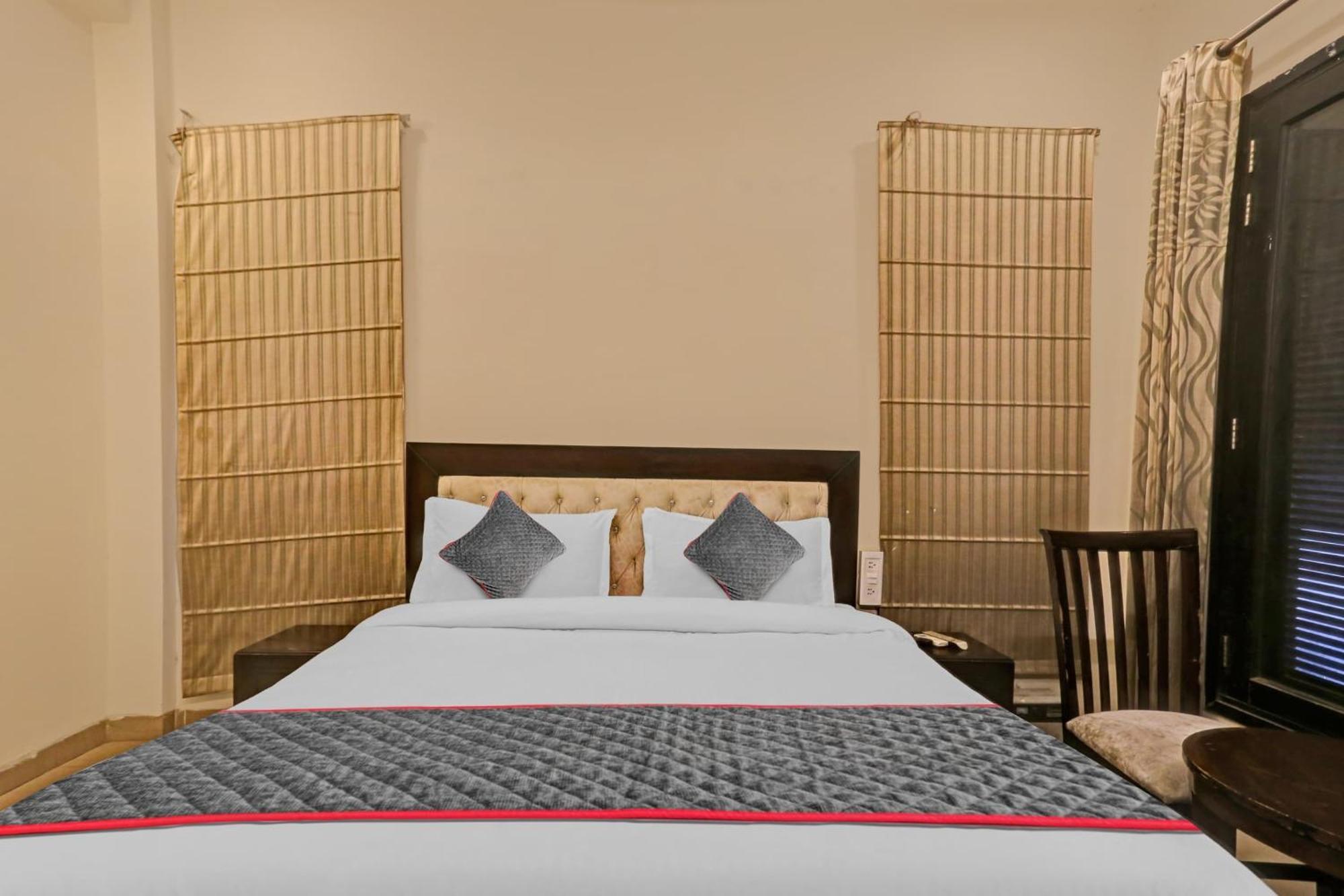 Super O Global Luxury 3* Gurgaon