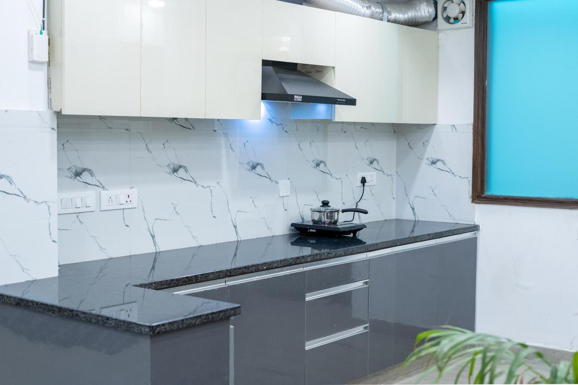Apartment Flxho Corporate - Golf Course Road Gurgaon