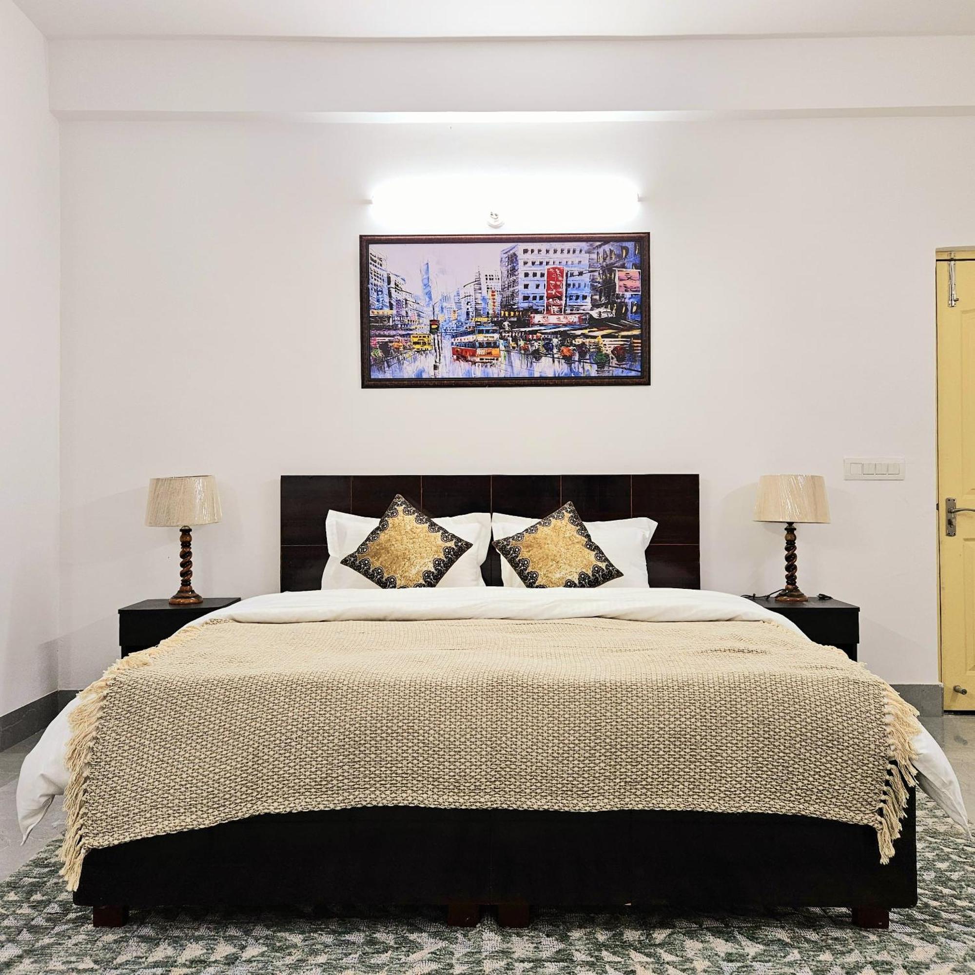 Lux Studio By Epic Hotel 3*