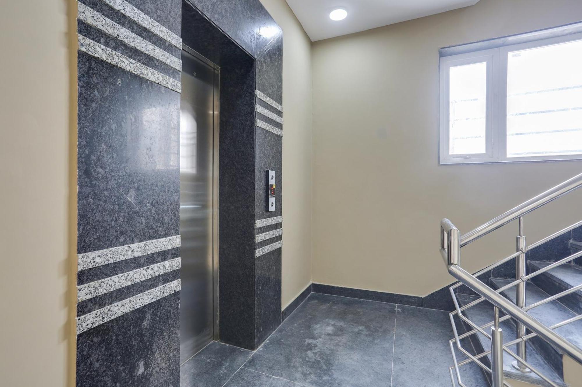 Townhouse The Adore Hotel Gurgaon