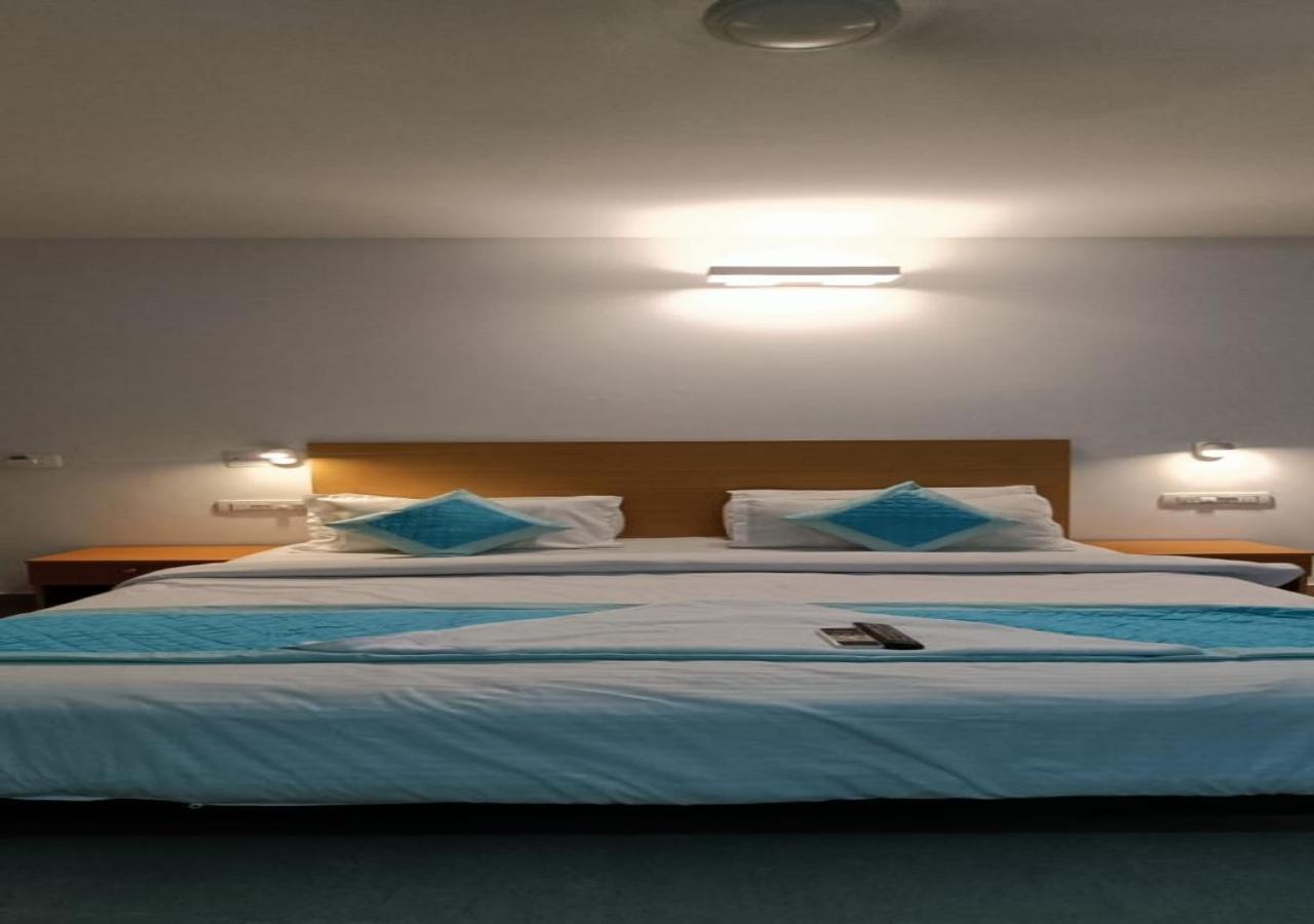 Hotel Akshay Gurgaon