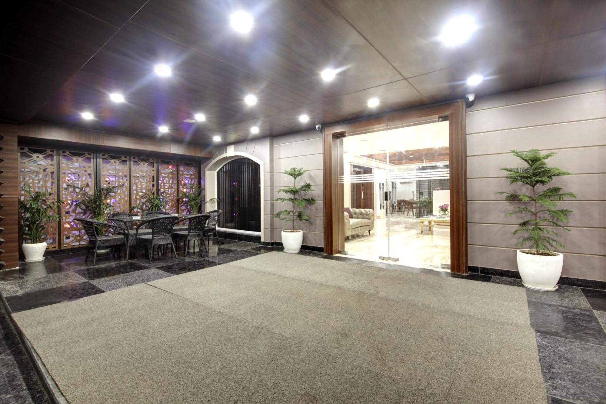 91 Millennium Huda 3* Gurgaon