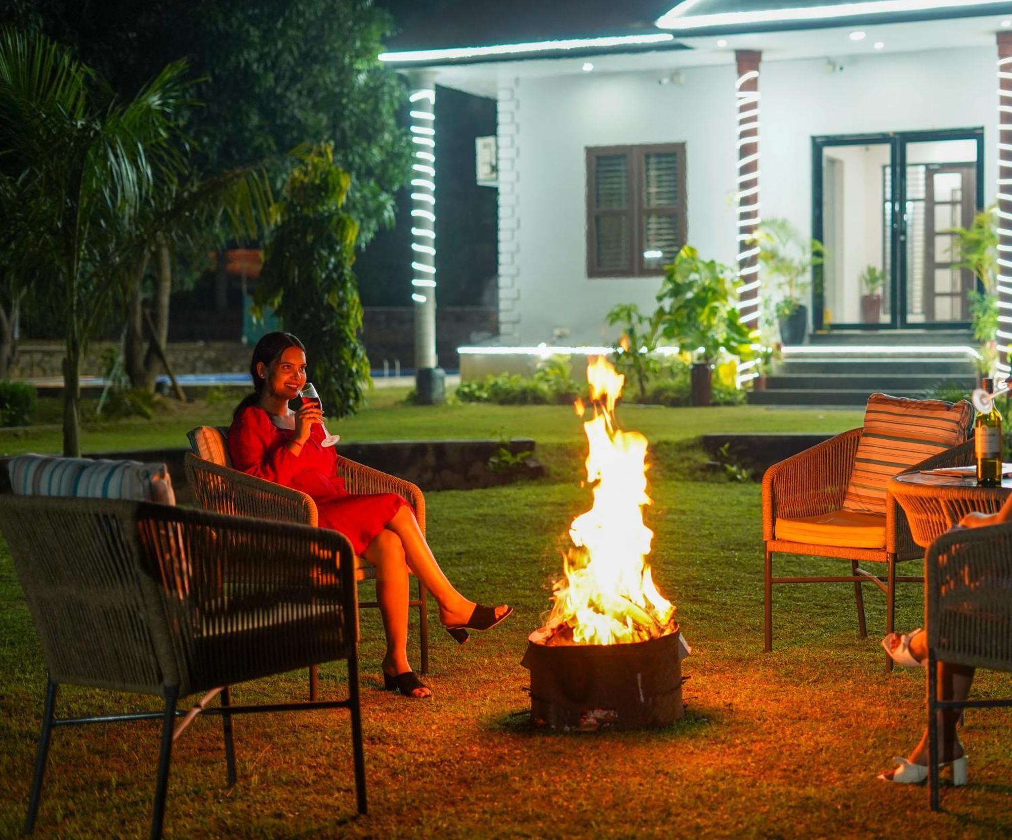 Alaya 5 Bhk Pet Friendly With Pvt Pool - Ashirwad Farms Villa