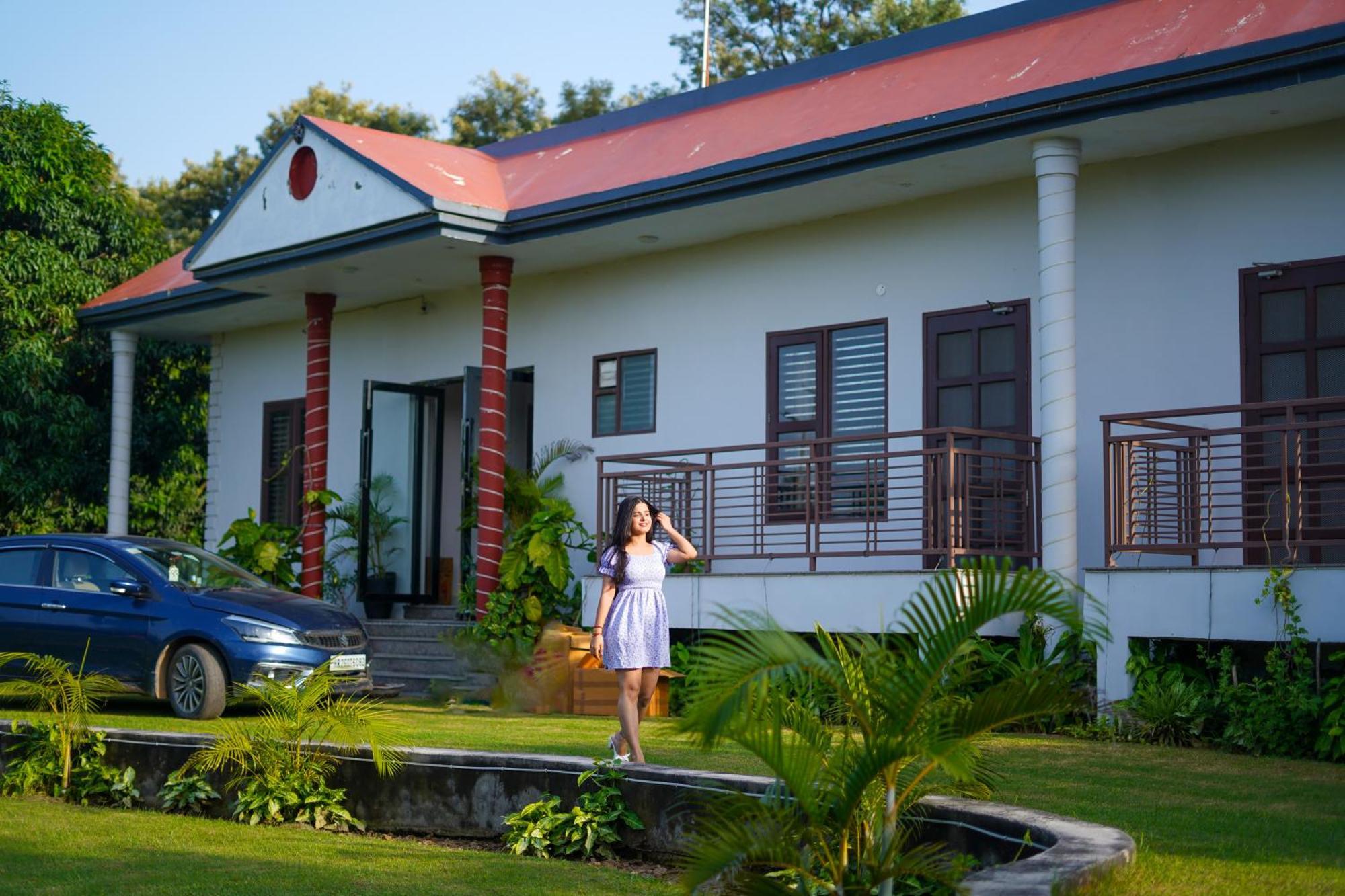 Villa Alaya 5 Bhk Pet Friendly With Pvt Pool - Ashirwad Farms