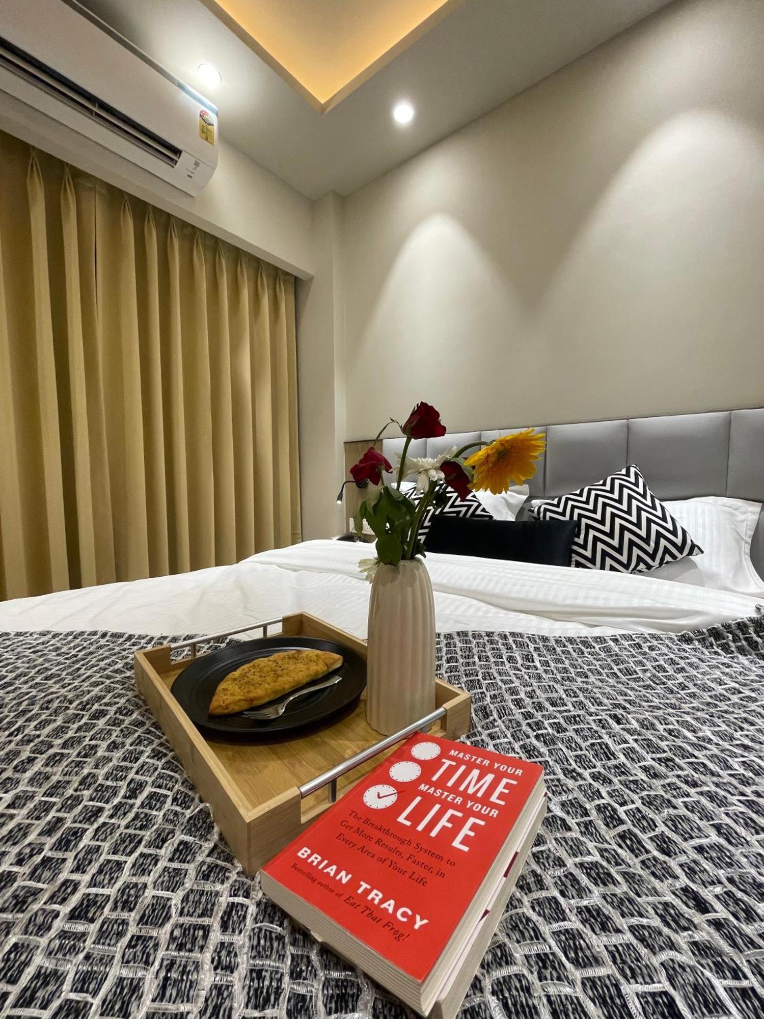 Stayo Premium Garden View Aparthotel *