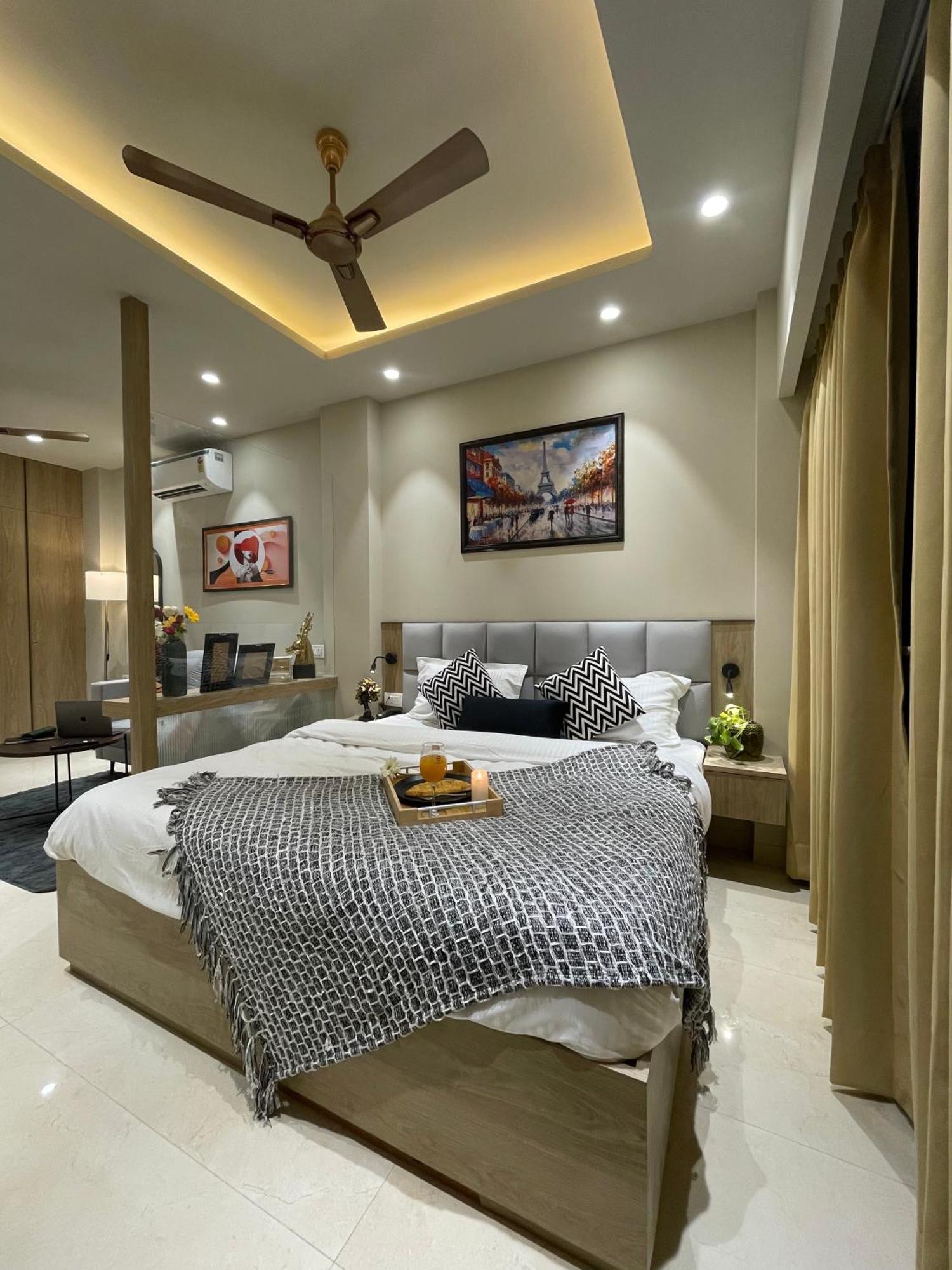 Stayo Premium Garden View Gurgaon