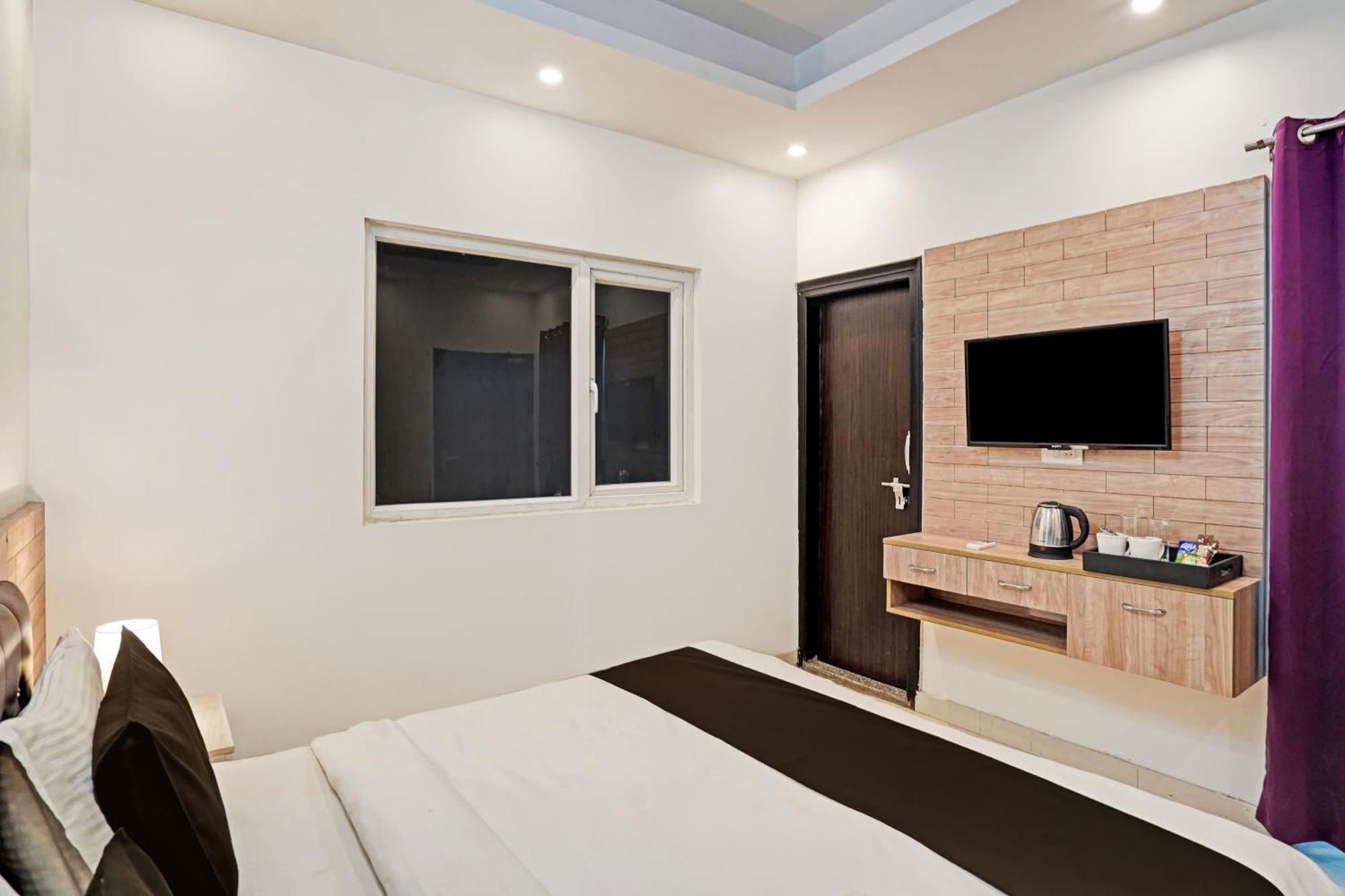 O Babil Palace Near Omaxe Celebration Mall Hotel 4*