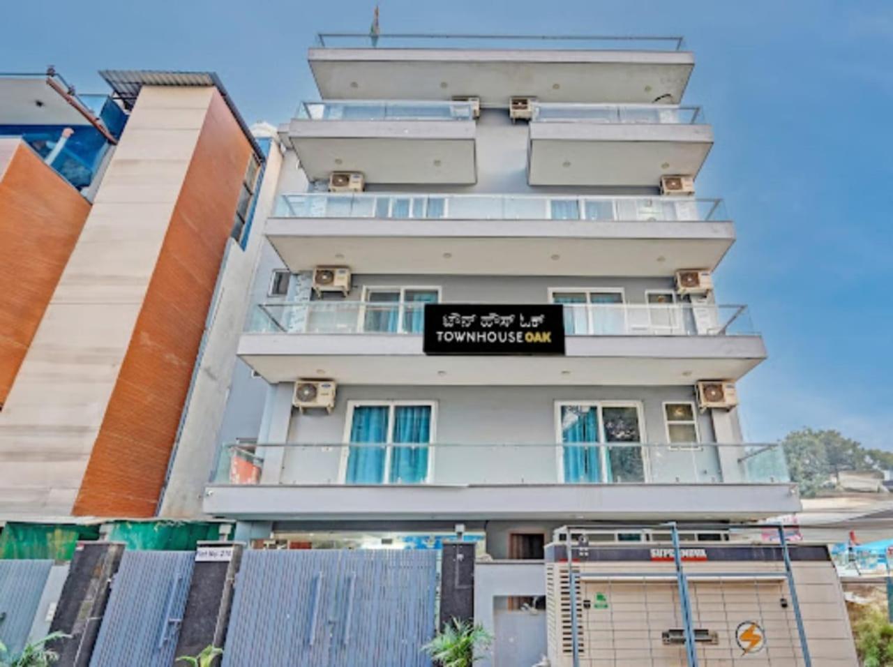 Akshay Dream Gurgaon