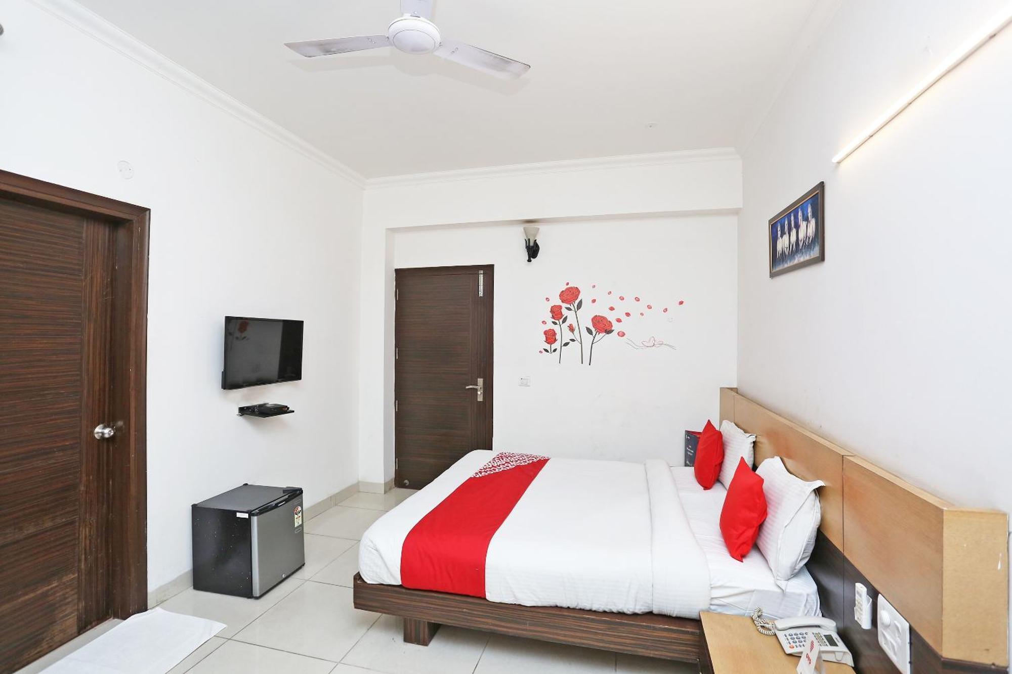 O Cyber 3* Gurgaon