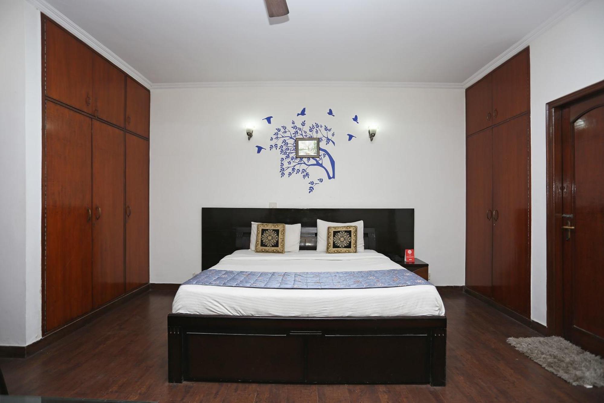 Hotel O 2173 Hotel Sebastian White 4*