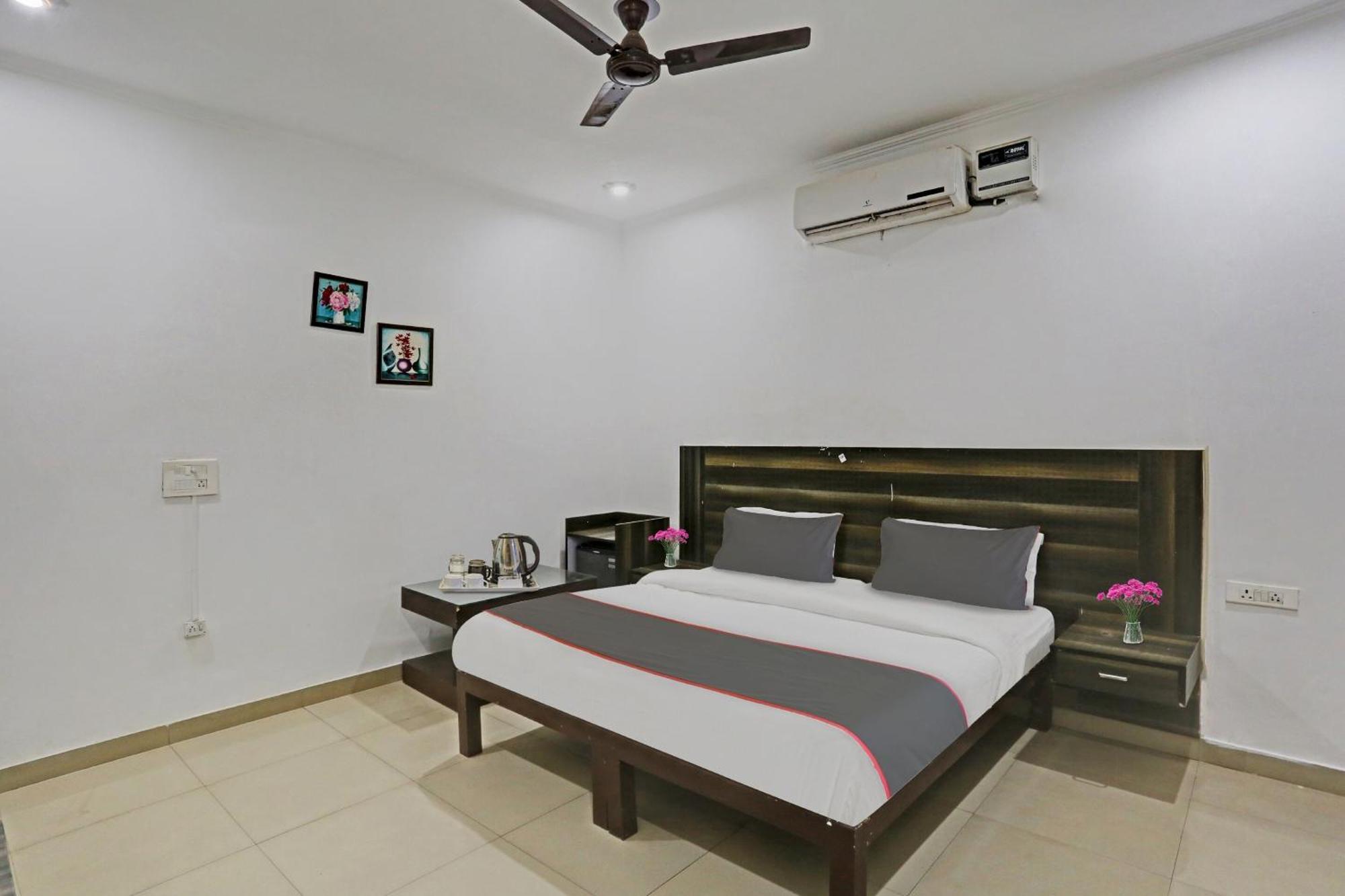 Collection O Staykr 3* Gurgaon