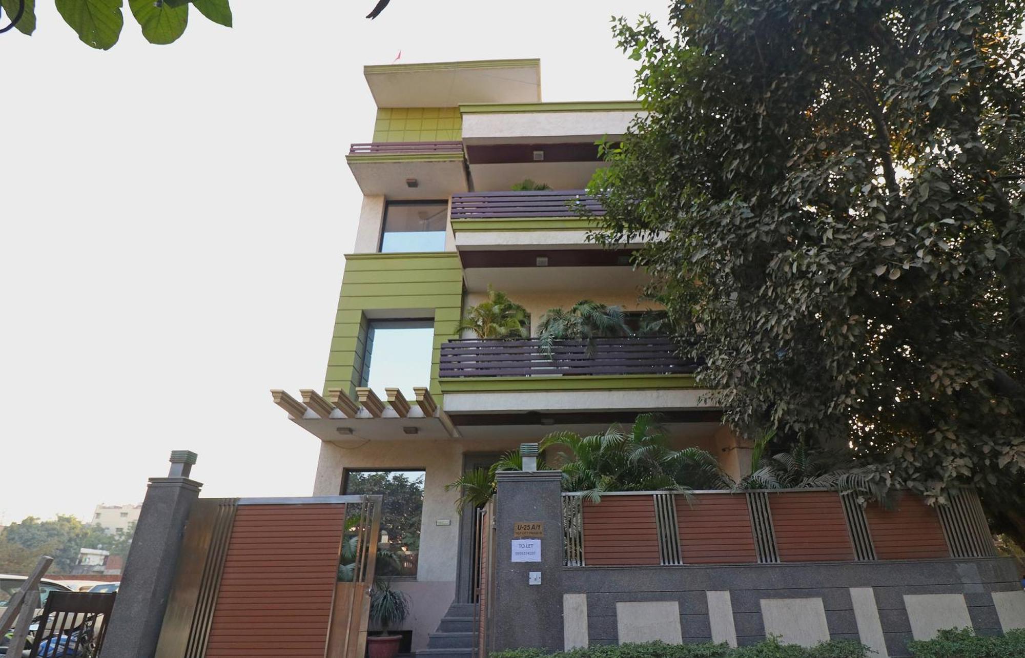 Wonderland Near Aravali Biodiversity Park 3* Gurgaon
