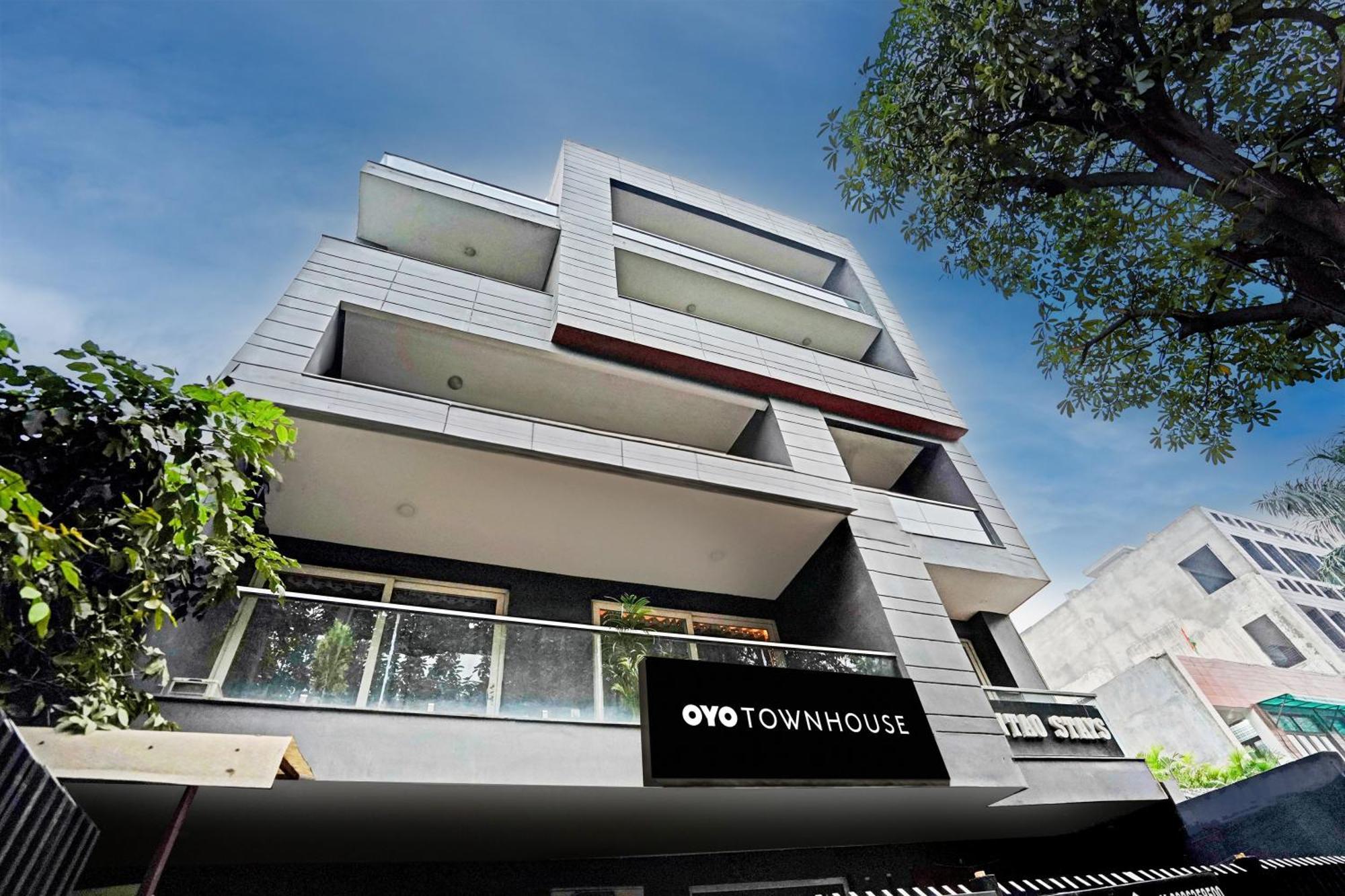Townhouse Pantao Hotel Gurgaon