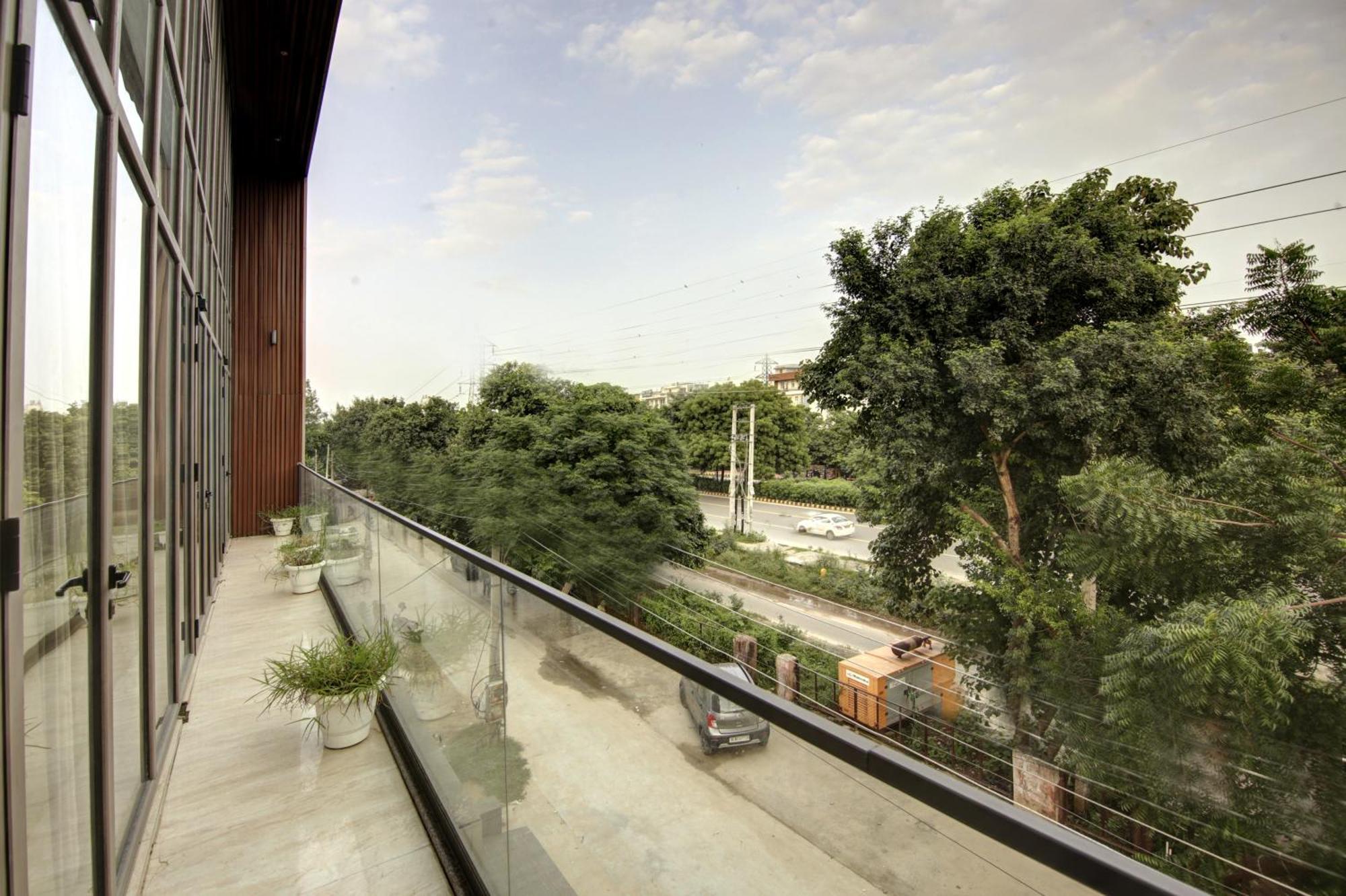 Saltstayz Select - Unitech Cyber Park 4* Gurgaon